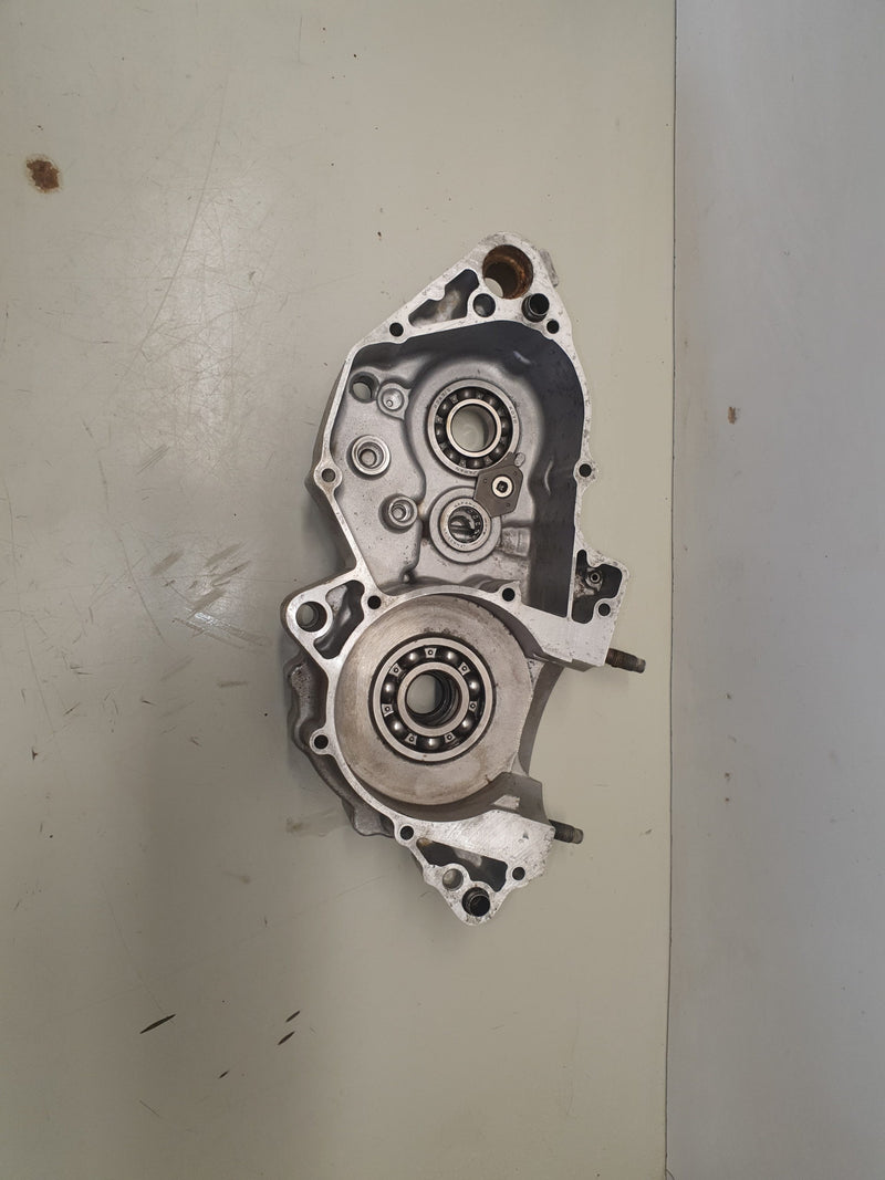 carter moteur gauche yamaha 250 yz 1998 en l'état-5