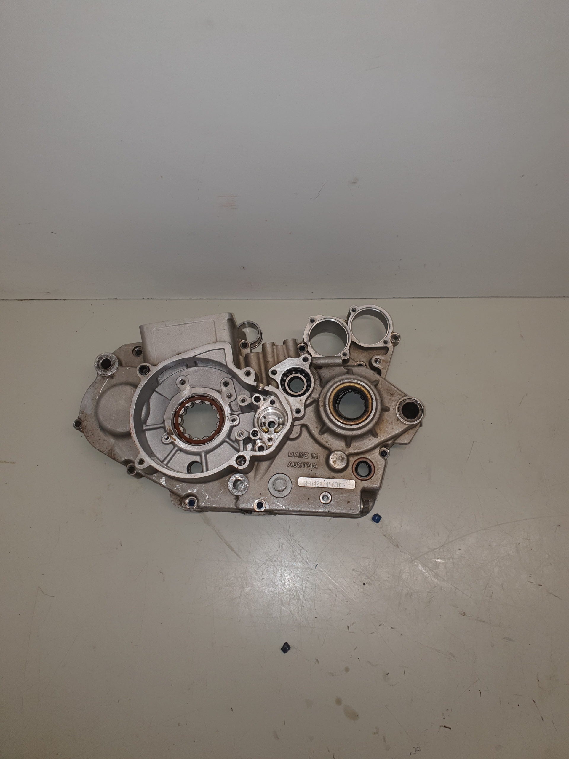 carter moteur gauche beta 400 rr 2008