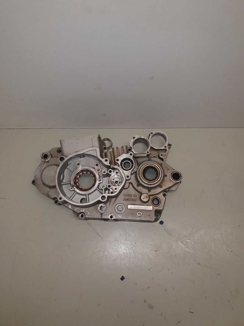 carter moteur gauche beta 400 rr 2008-1
