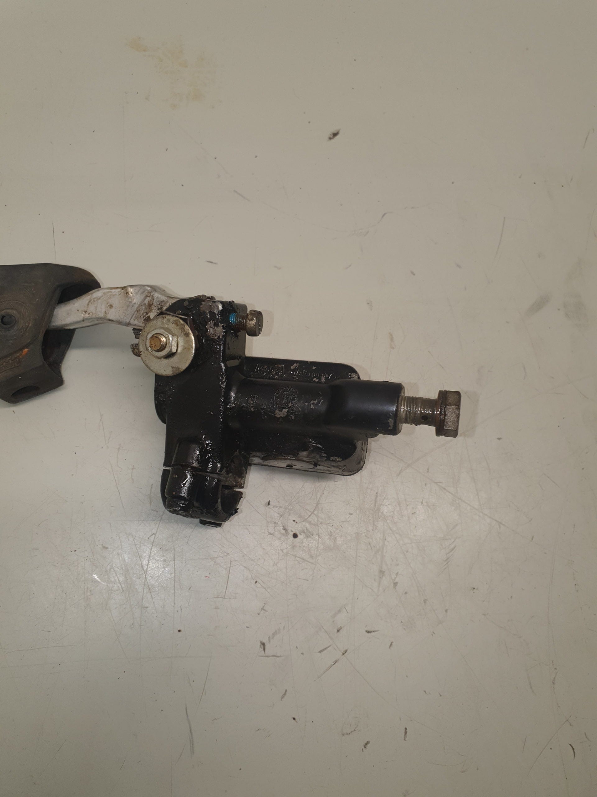 maitre cylindre frein avant ktm 250 gs 1988-3