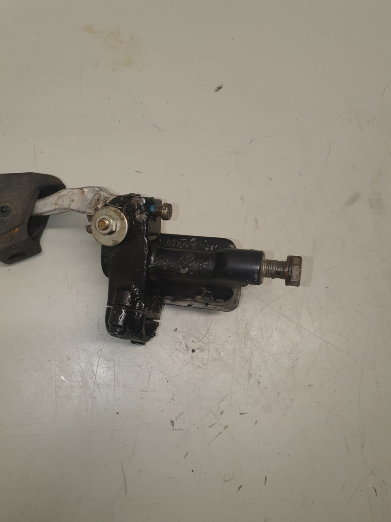 maitre cylindre frein avant ktm 250 gs 1988-3