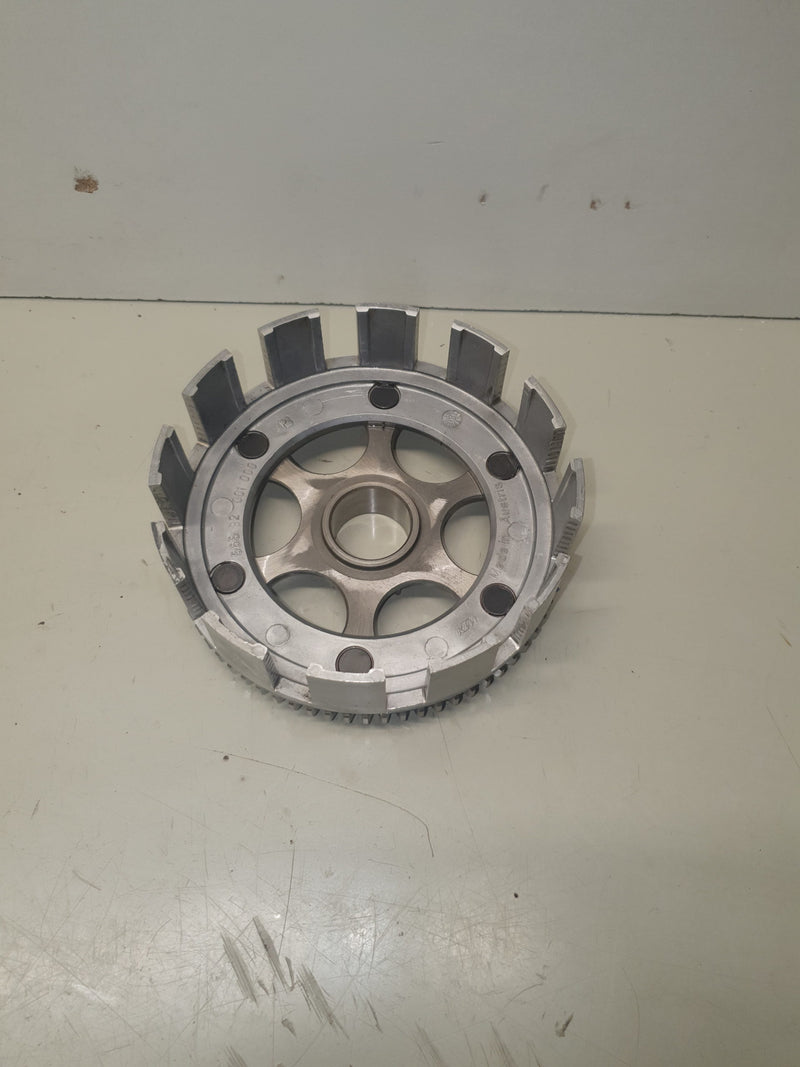 cloche embrayage ktm 250 gs 1988-1