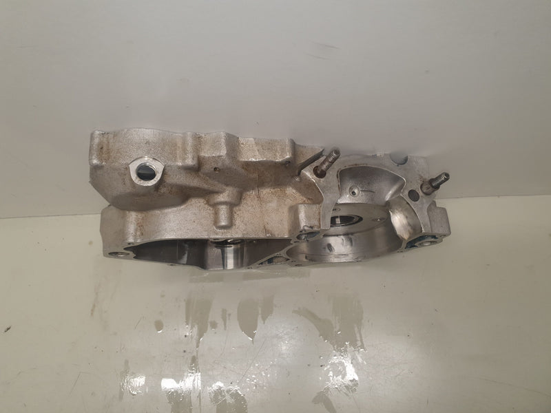 carter moteur droit ktm 250 gs 1988-3