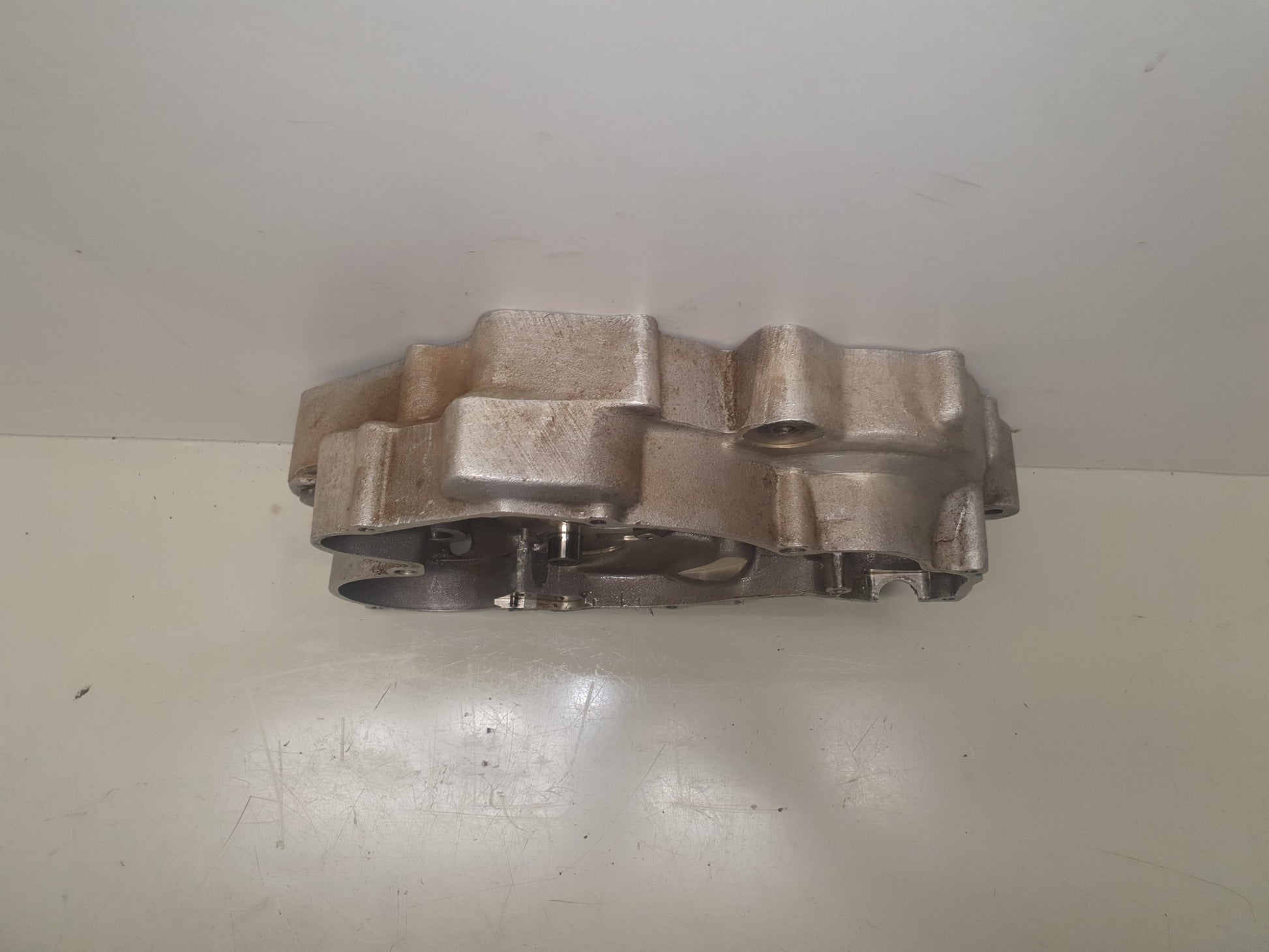 carter moteur droit ktm 250 gs 1988-4