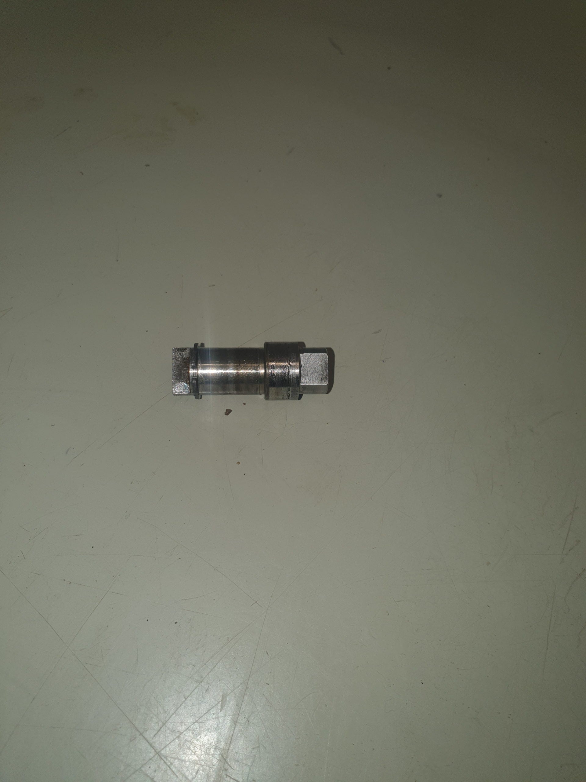 axe pompe a eau ktm 250 gs 1988