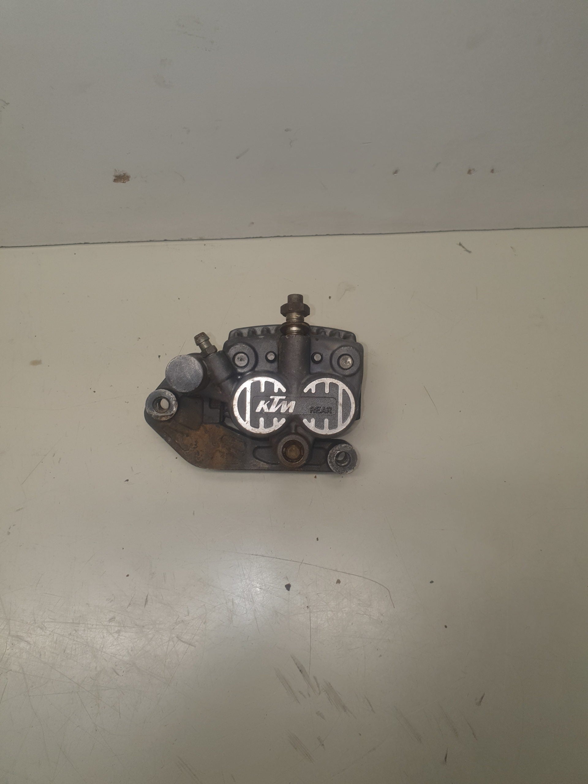 etrier frein arriere ktm 250 gs 1988-1