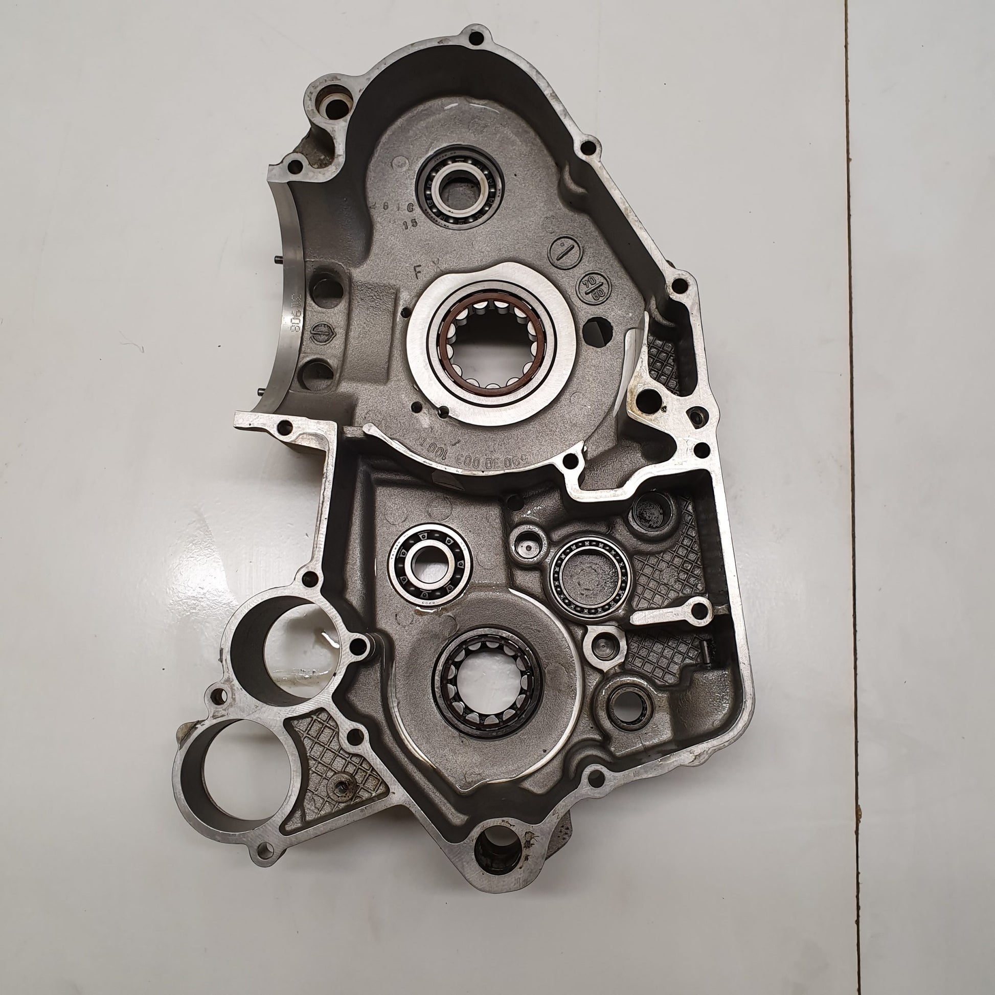 carter moteur gauche ktm 250 sxf 2005-3