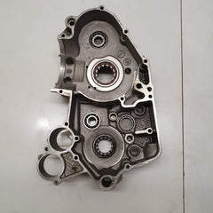 carter moteur gauche ktm 250 sxf 2005-3