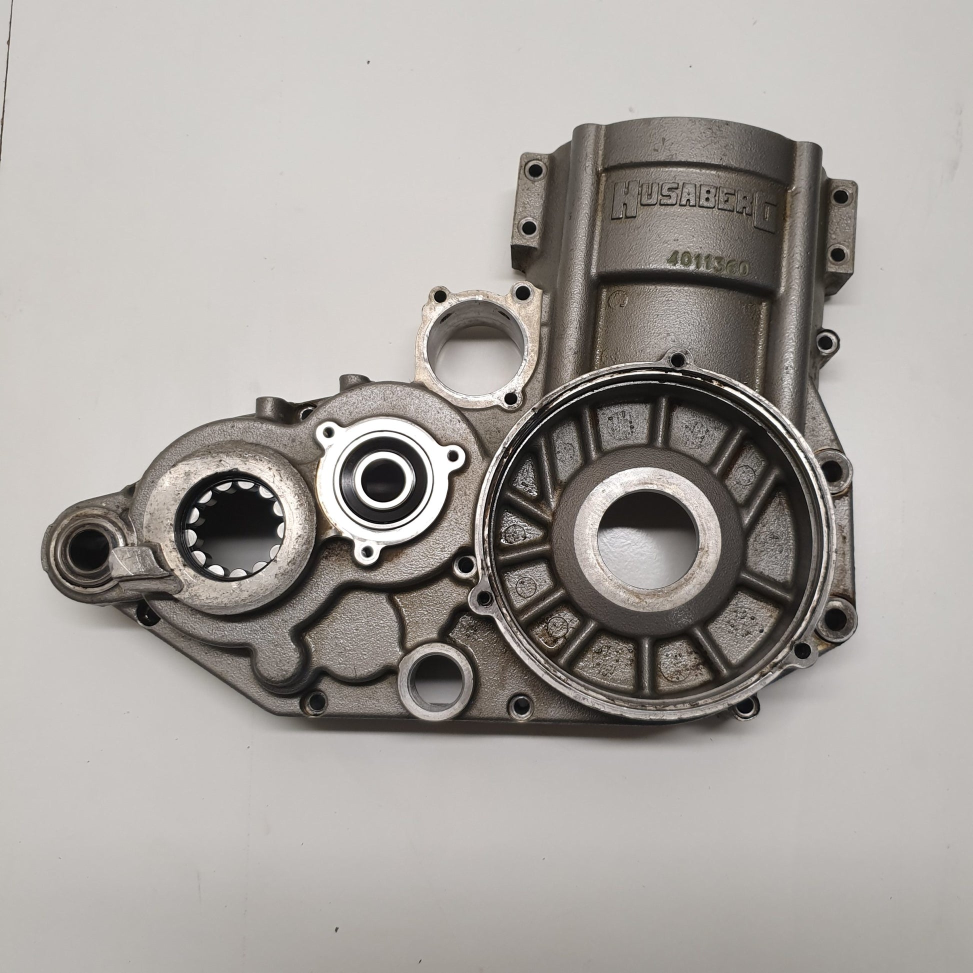 carter moteur droit husaberg 400 fe 2001-1