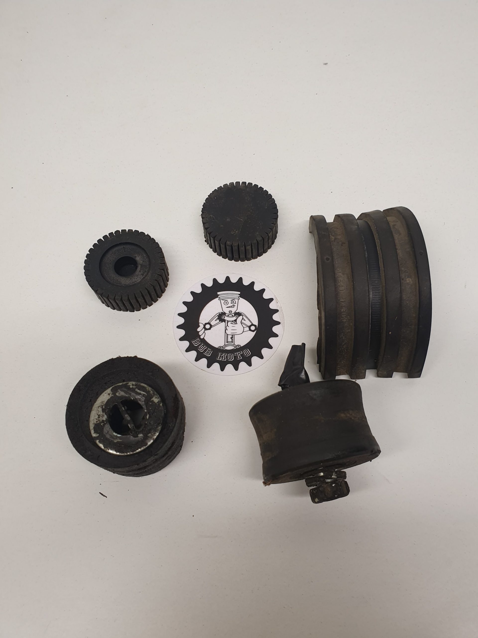 plastique suzuki 600 dr