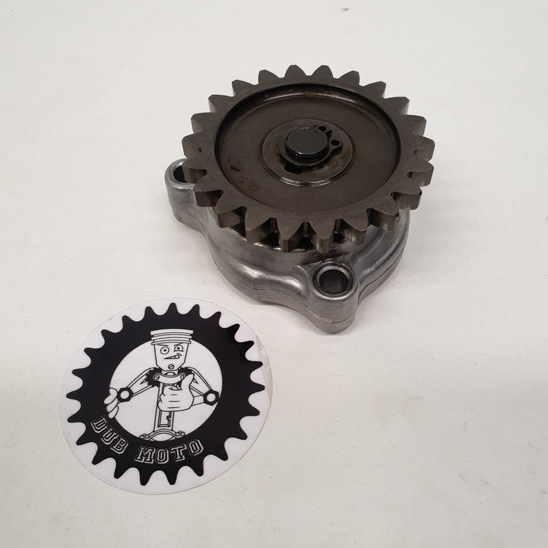 pompe a huile suzuki 600 dr-1