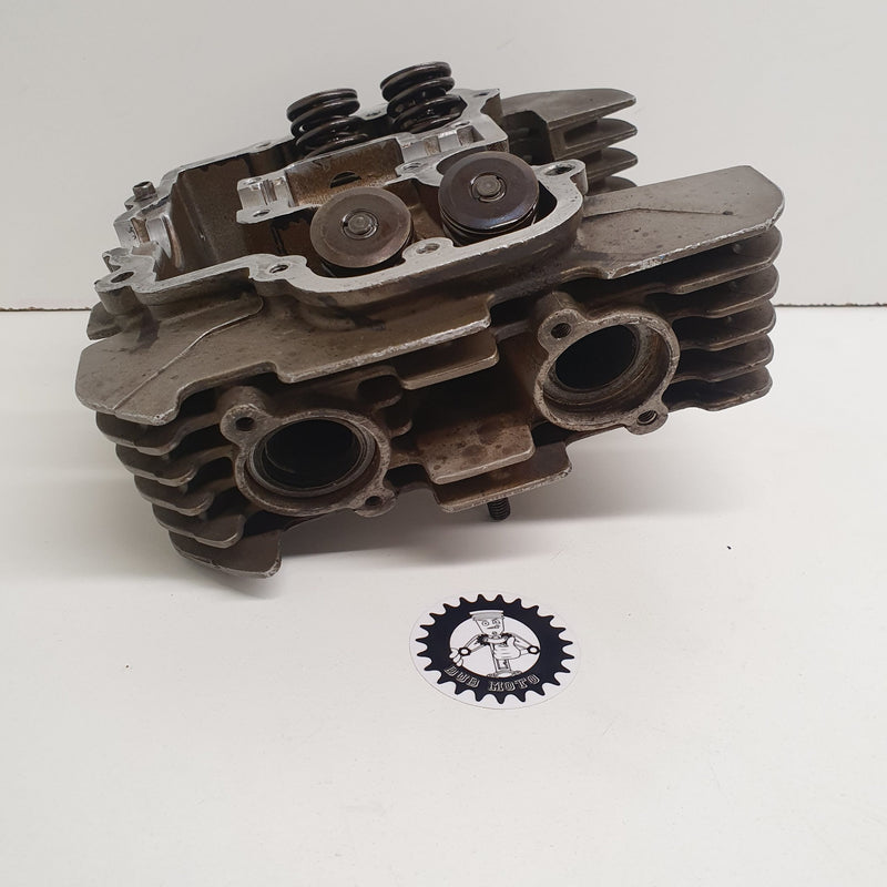 culasse suzuki 600 dr-4