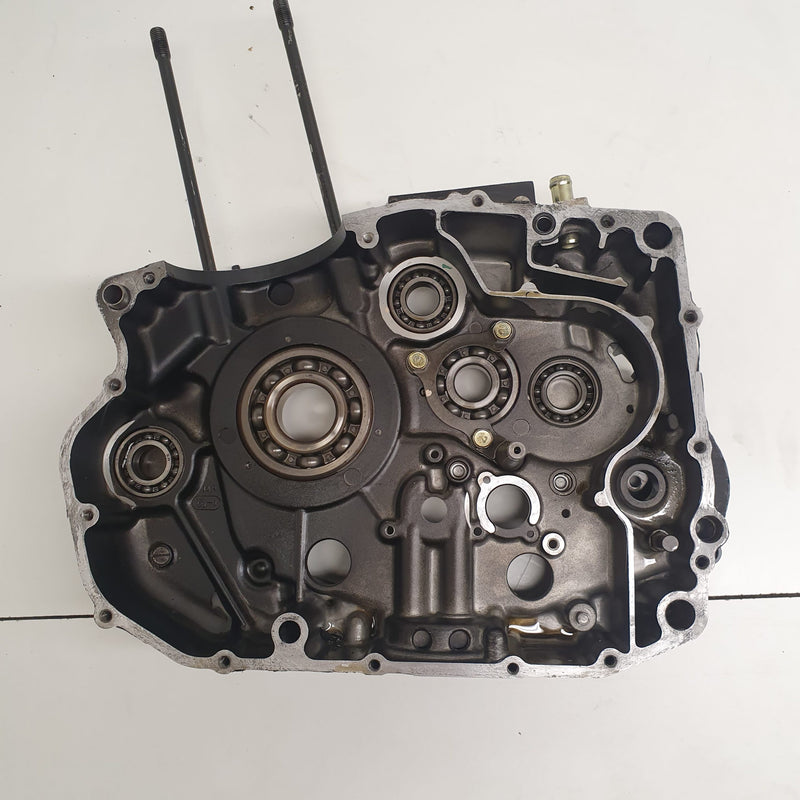 carter moteur droit suzuki 600 dr-2