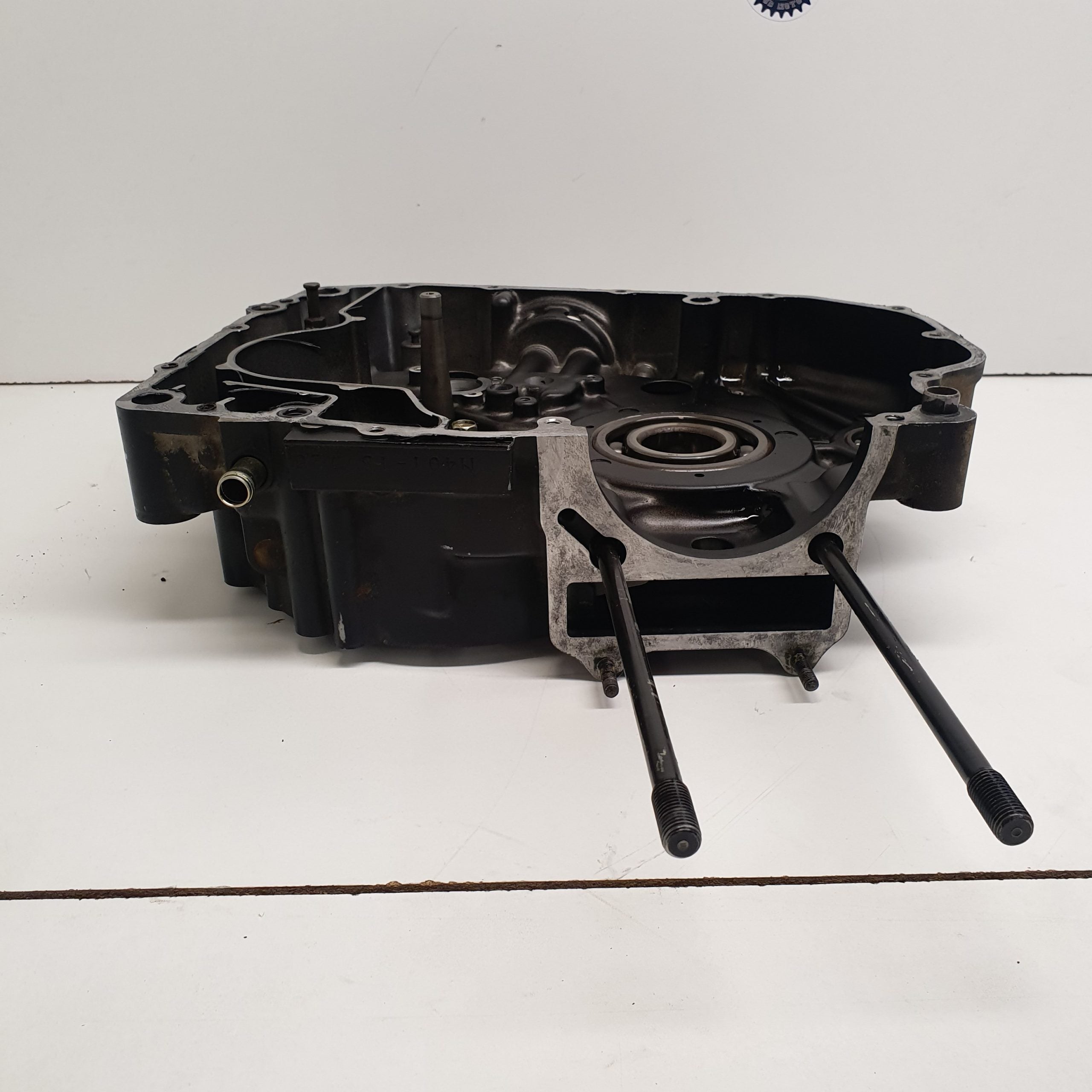 carter moteur droit suzuki 600 dr-4