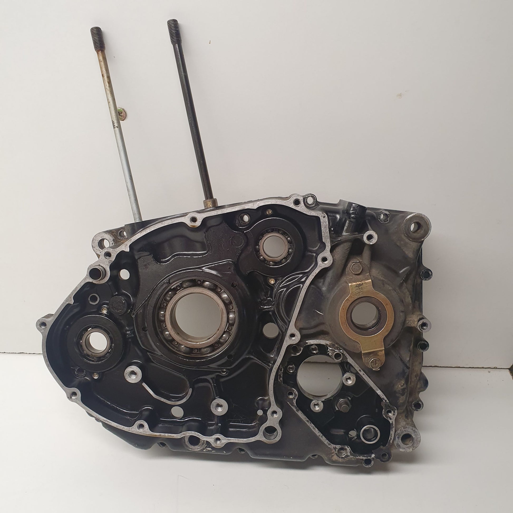 carter moteur gauche suzuki 600 dr-1