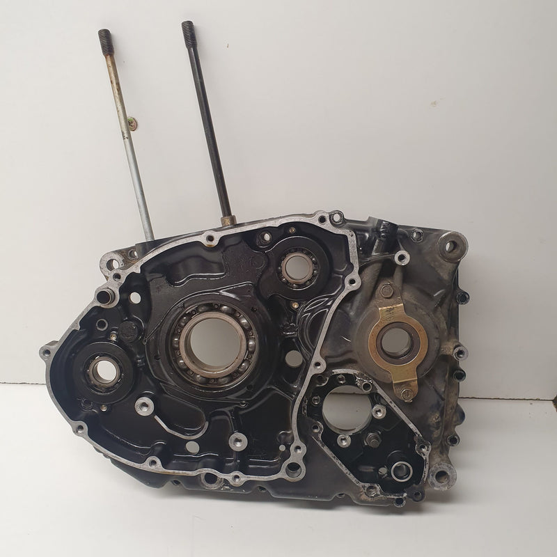 carter moteur gauche suzuki 600 dr-1