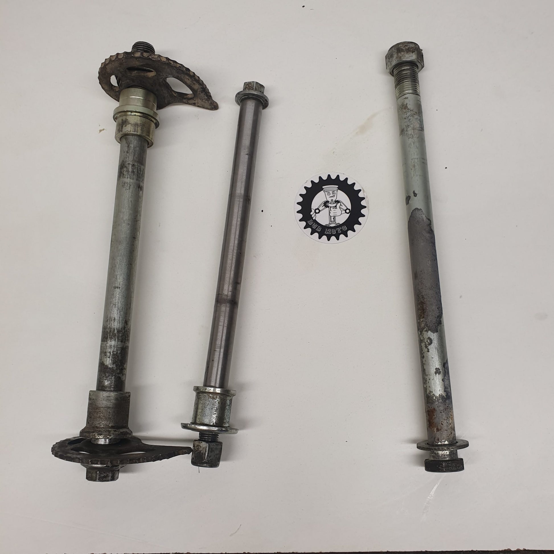 axe roue bras suzuki 600 dr-1