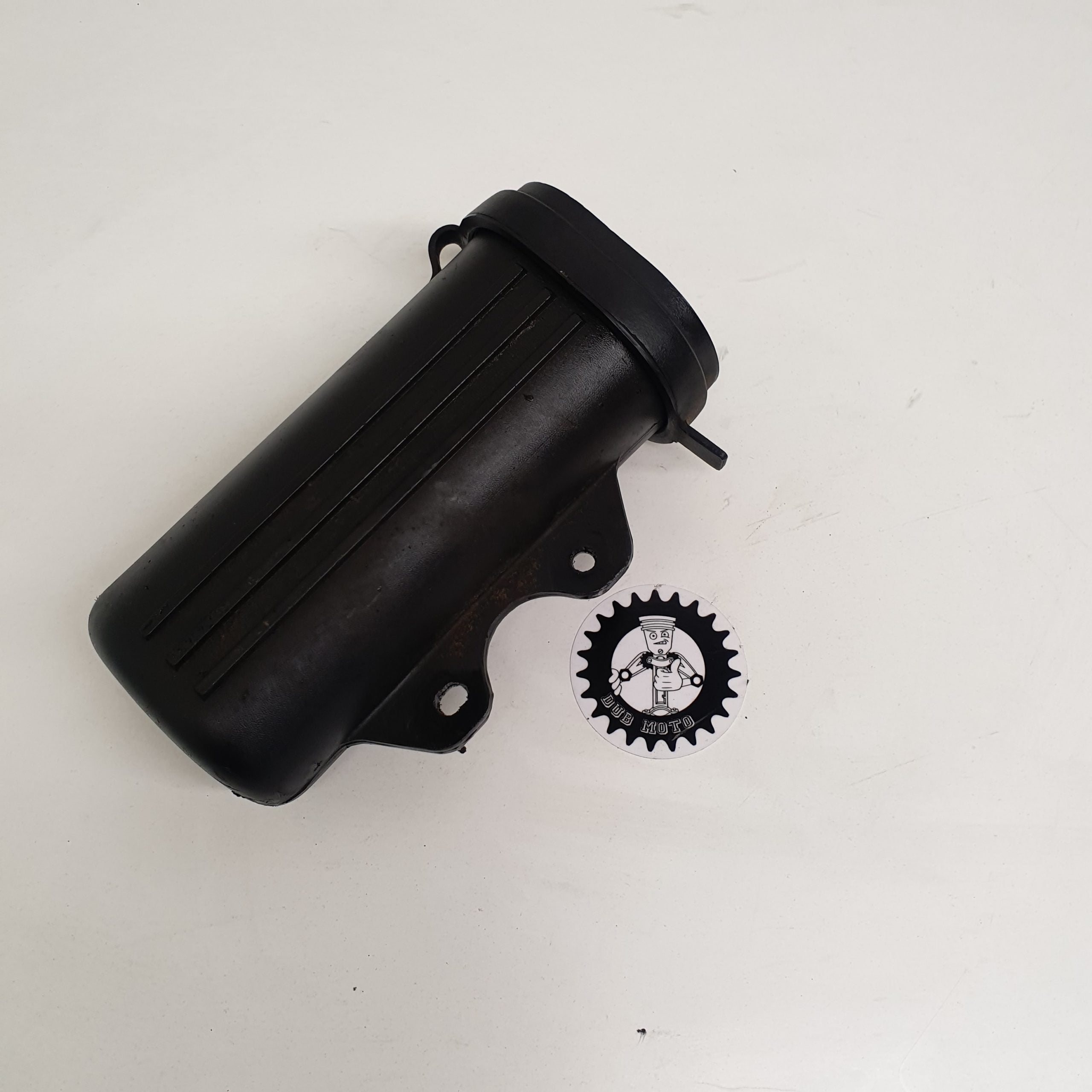 boite outils suzuki 600 dr