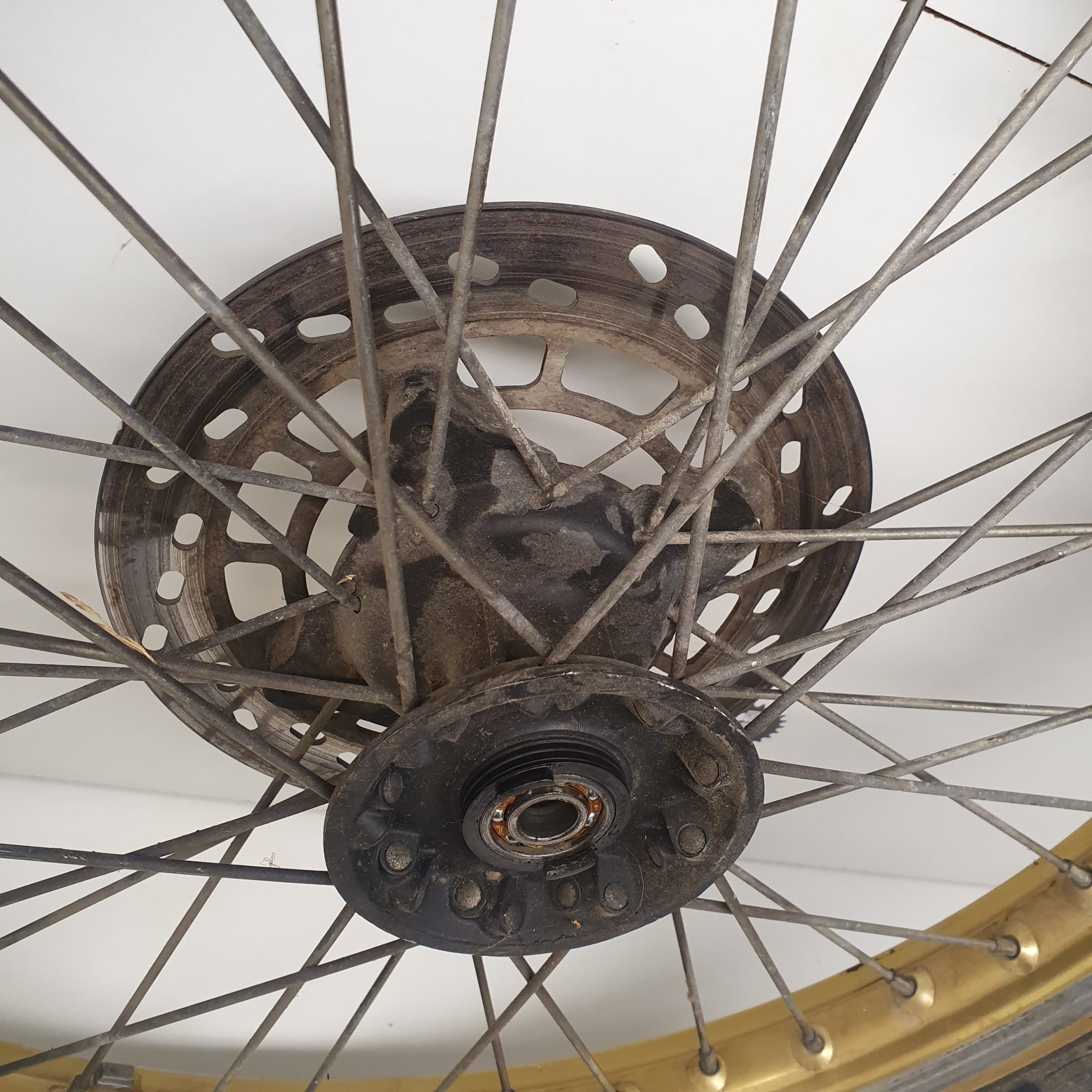 roue avant suzuki 600 dr-4