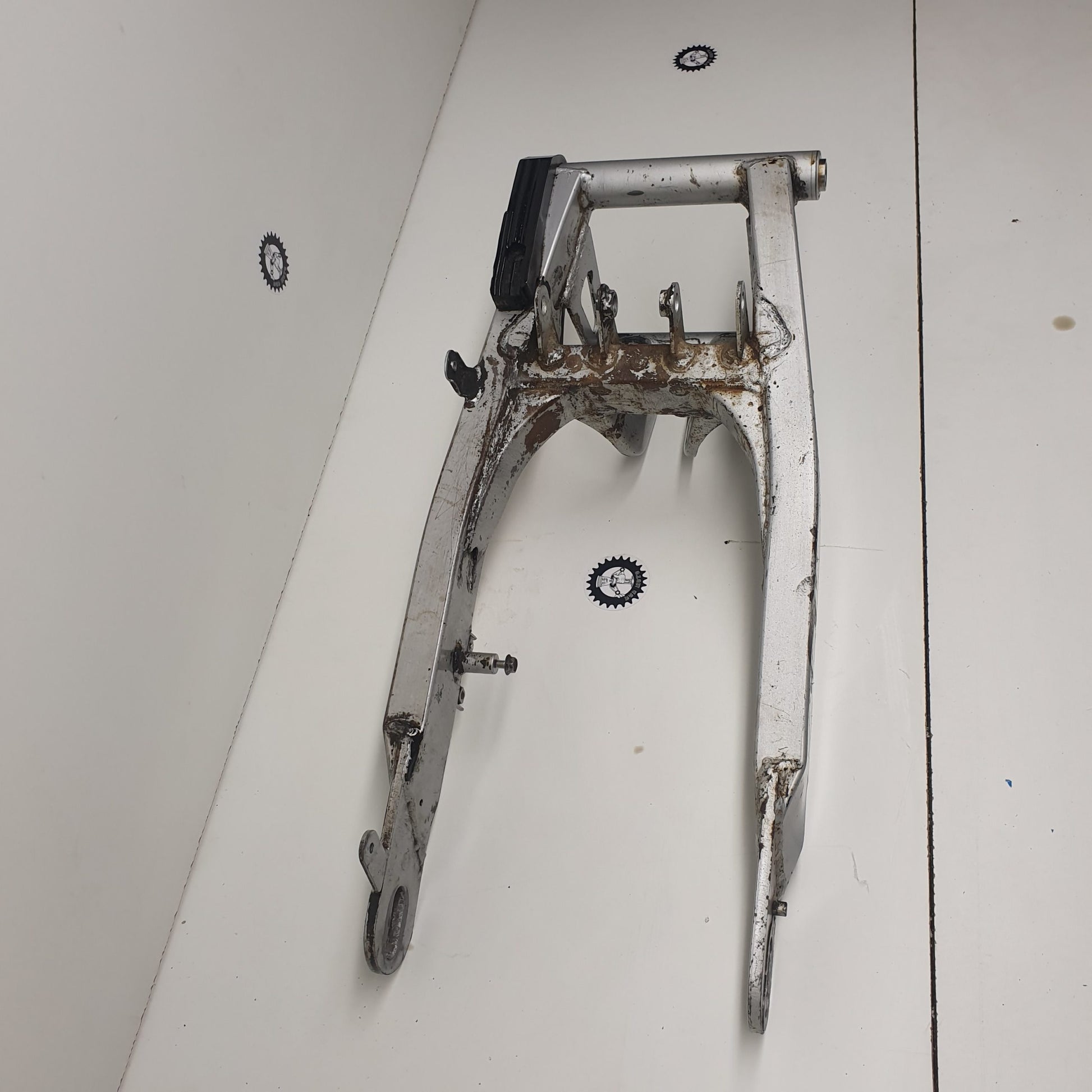 bras oscillant suzuki 600 dr-3