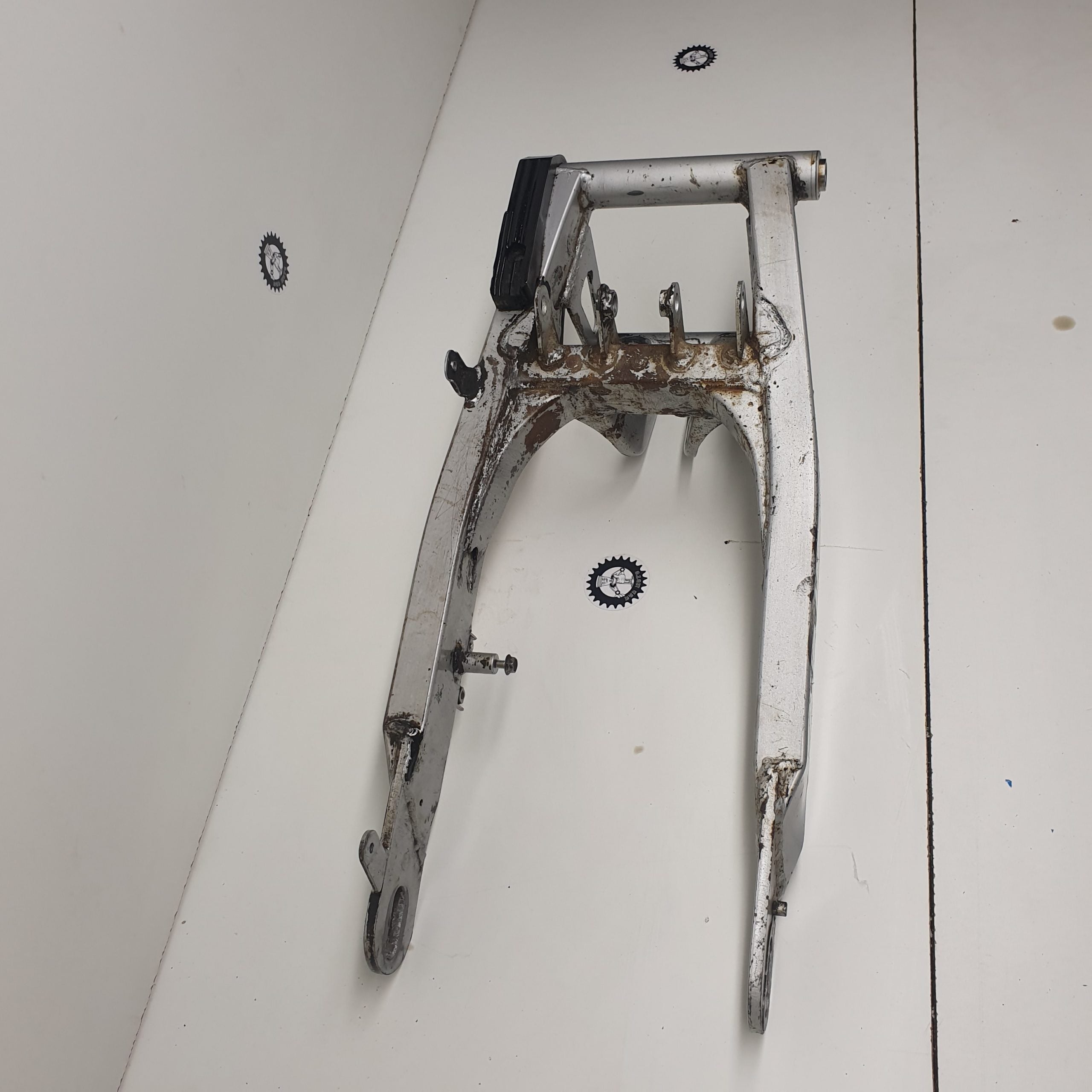 bras oscillant suzuki 600 dr-3