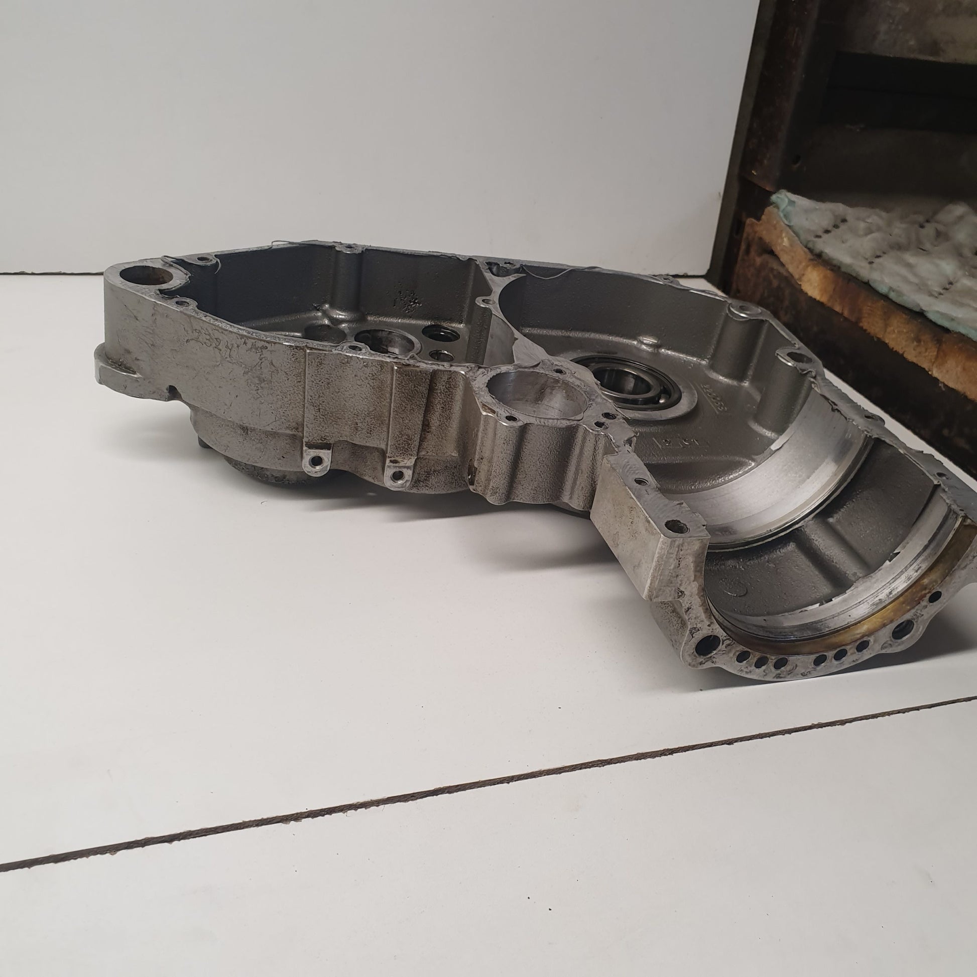 carter moteur droit husaberg 501 fe 2001-3