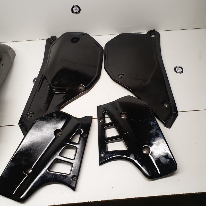 plastique ktm 600 lc4 1989 sans gdb ar-2