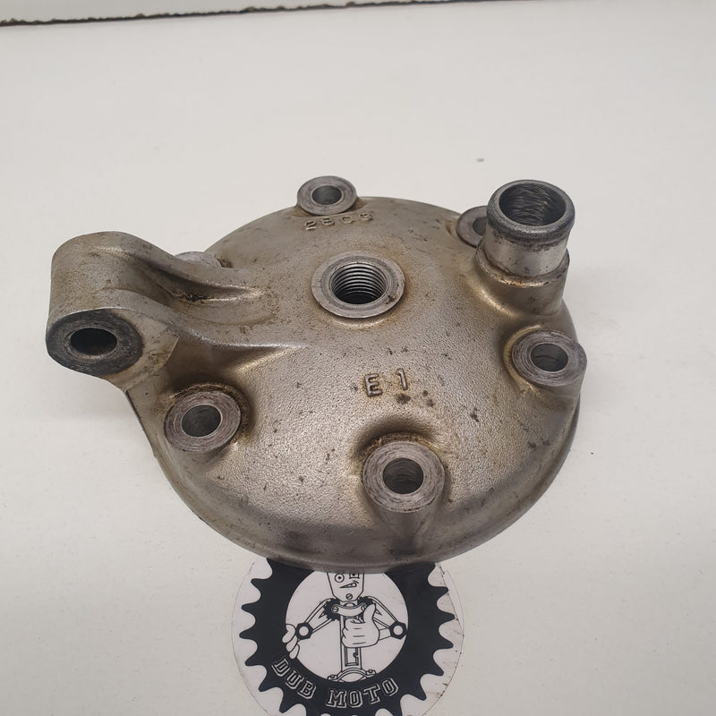 culasse suzuki 250 rm 1992-1