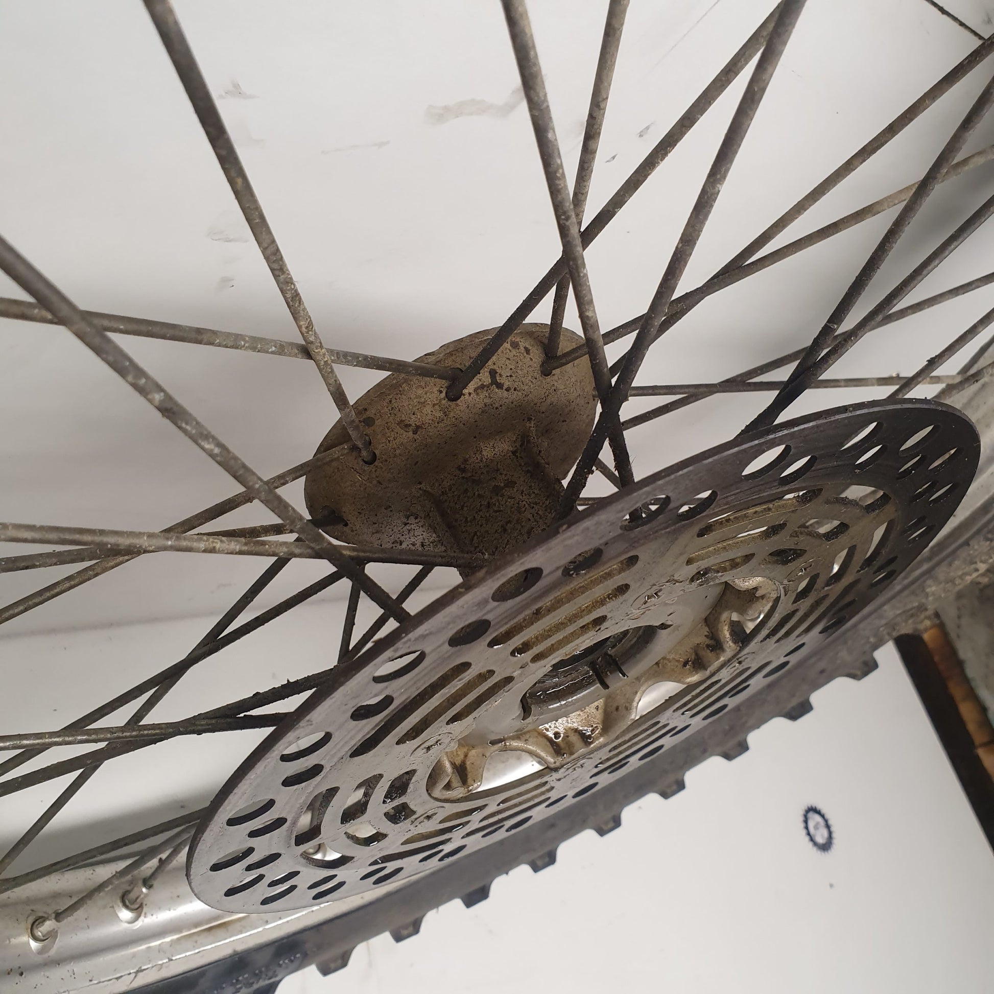 roue avant suzuki 250 rm 1992-3
