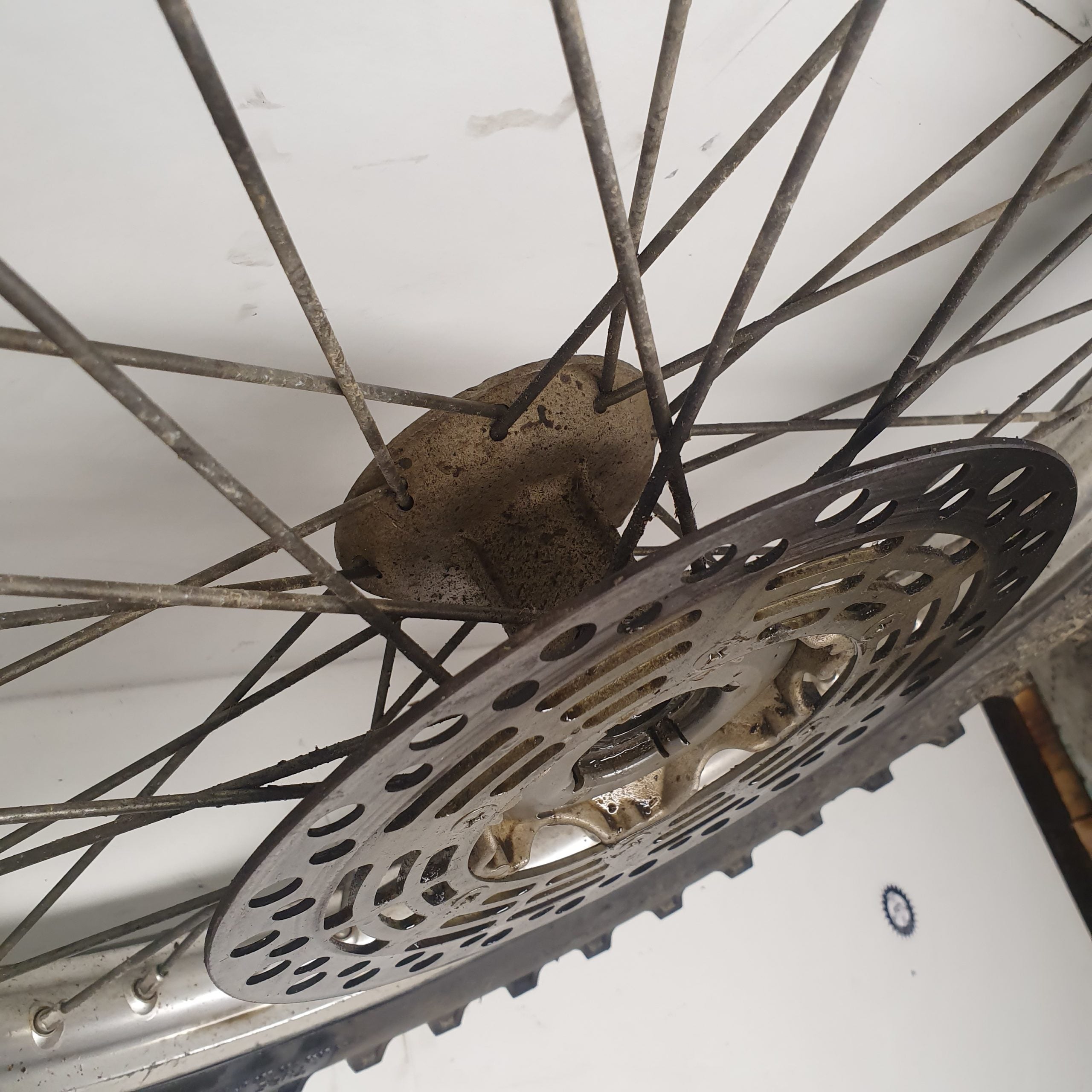roue avant suzuki 250 rm 1992-3