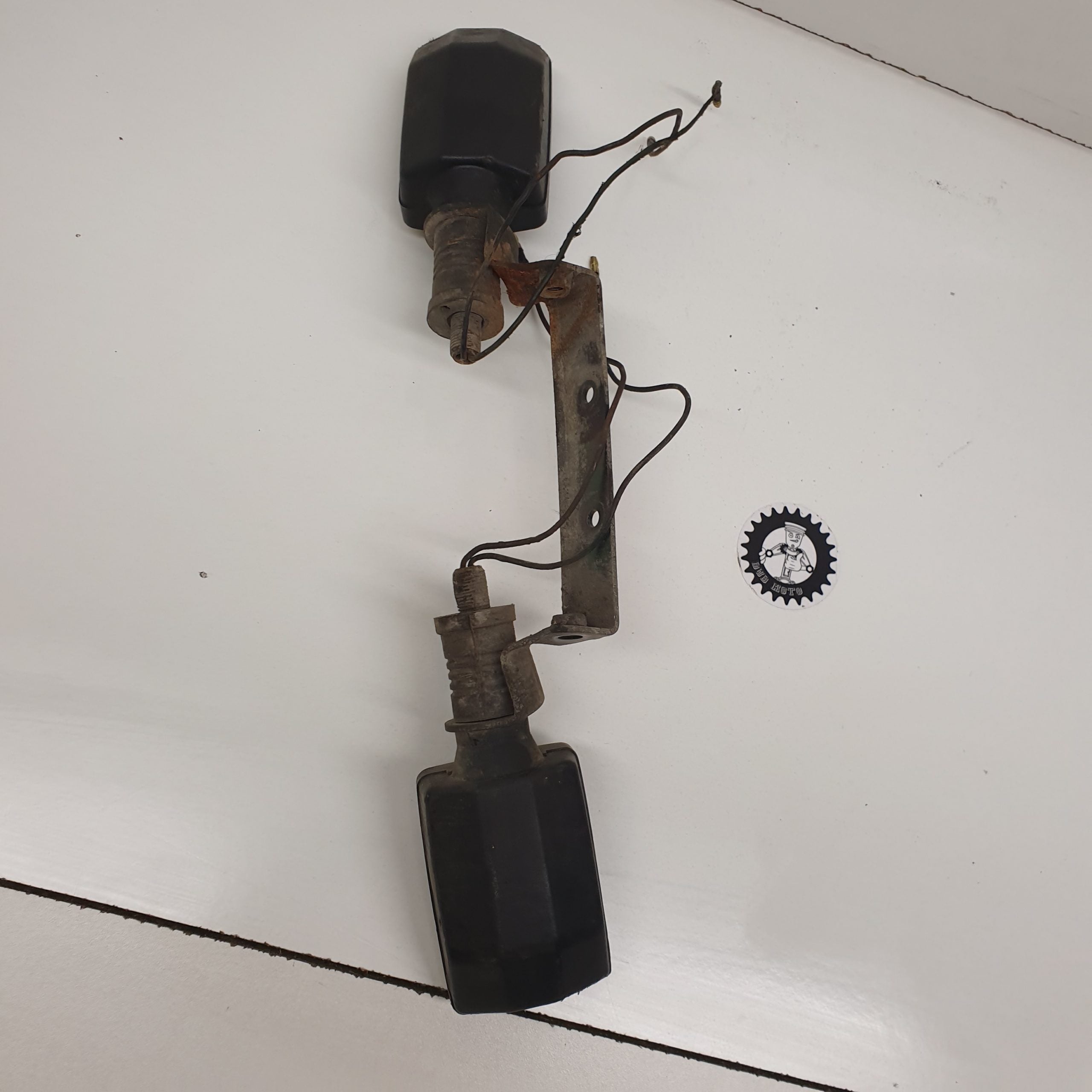 support et clignotant yamaha 125 tzr 1988