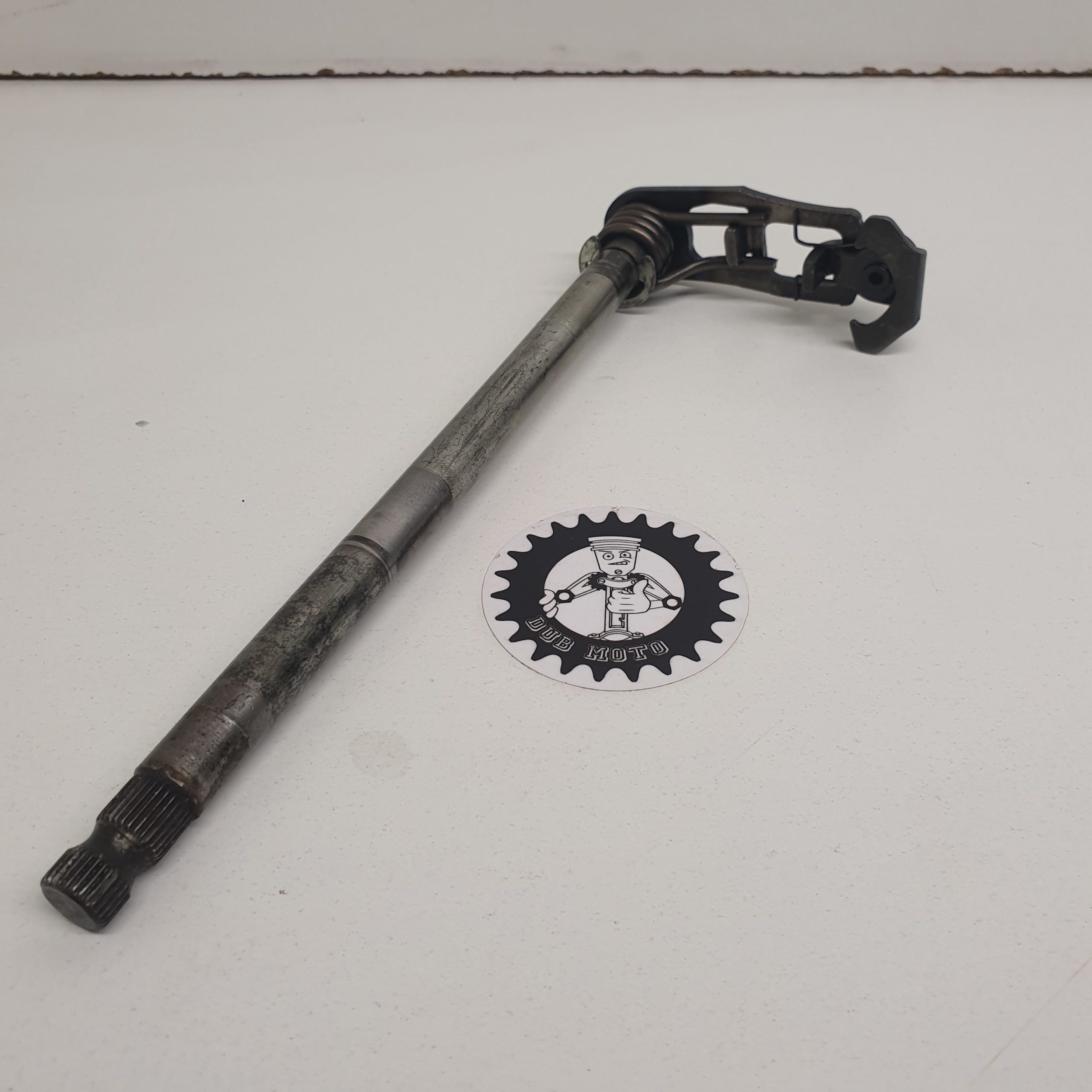 axe de selecteur yamaha 125 tzr 1988