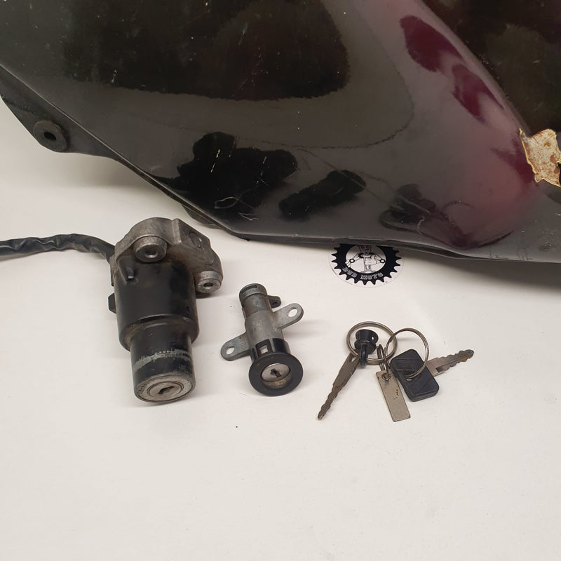 contacteur a clé réservoir yamaha 125 tzr 1988-2
