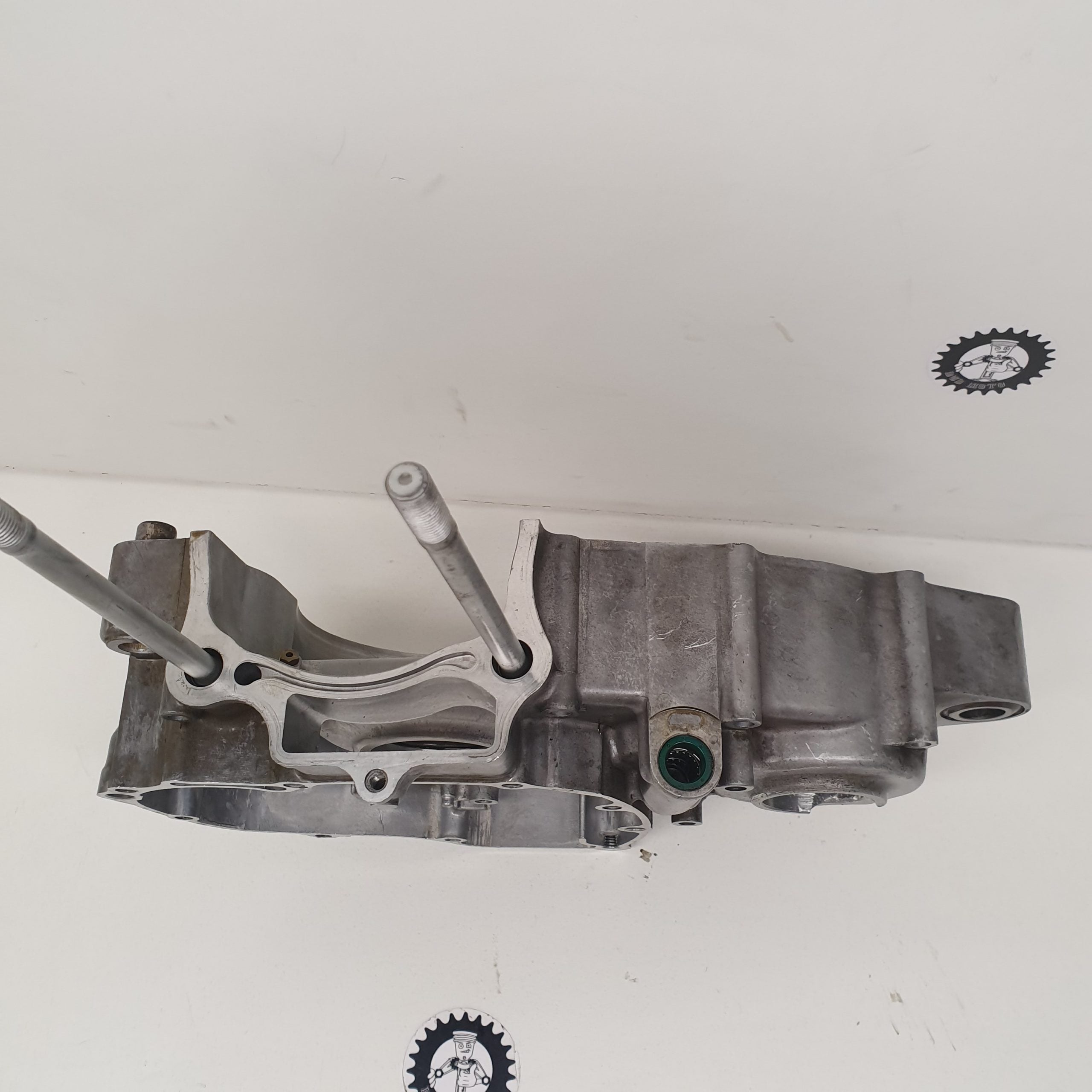 carter moteur gauche en état honda 450 crf 2004-3