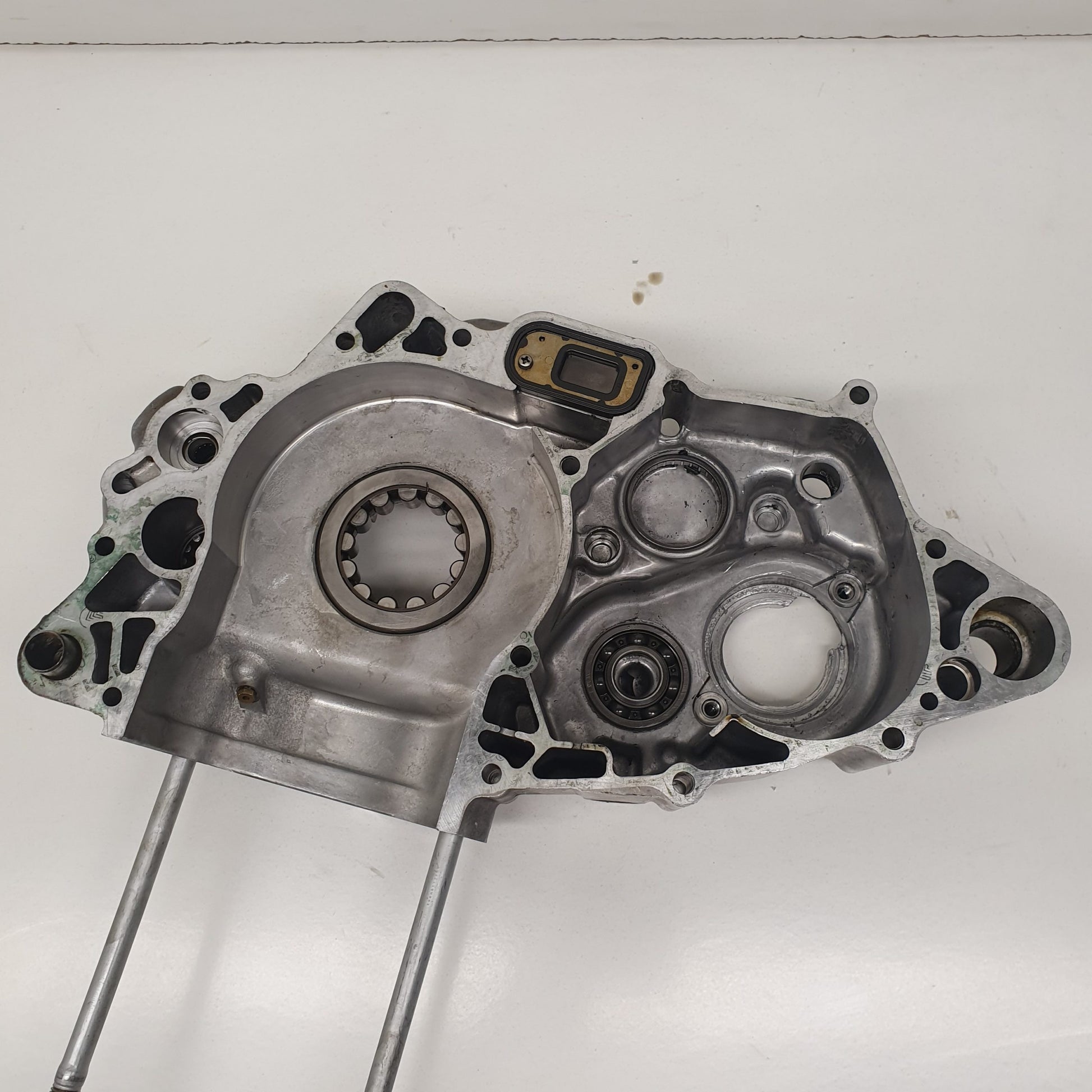 carter moteur gauche en état honda 450 crf 2004-4