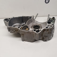 carter moteur gauche en état honda 450 crf 2004-5