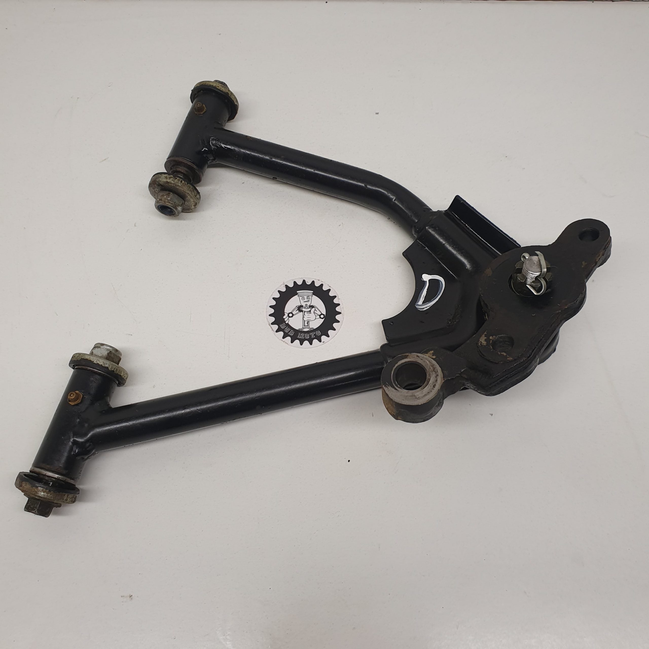 triangle droit polaris 330 magnum