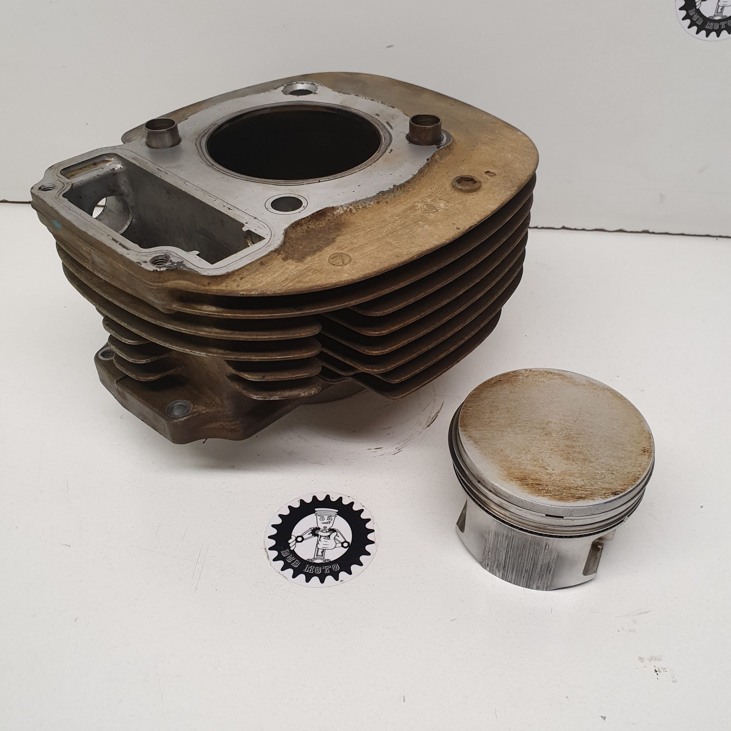 cylindre piston polaris 330 magnum