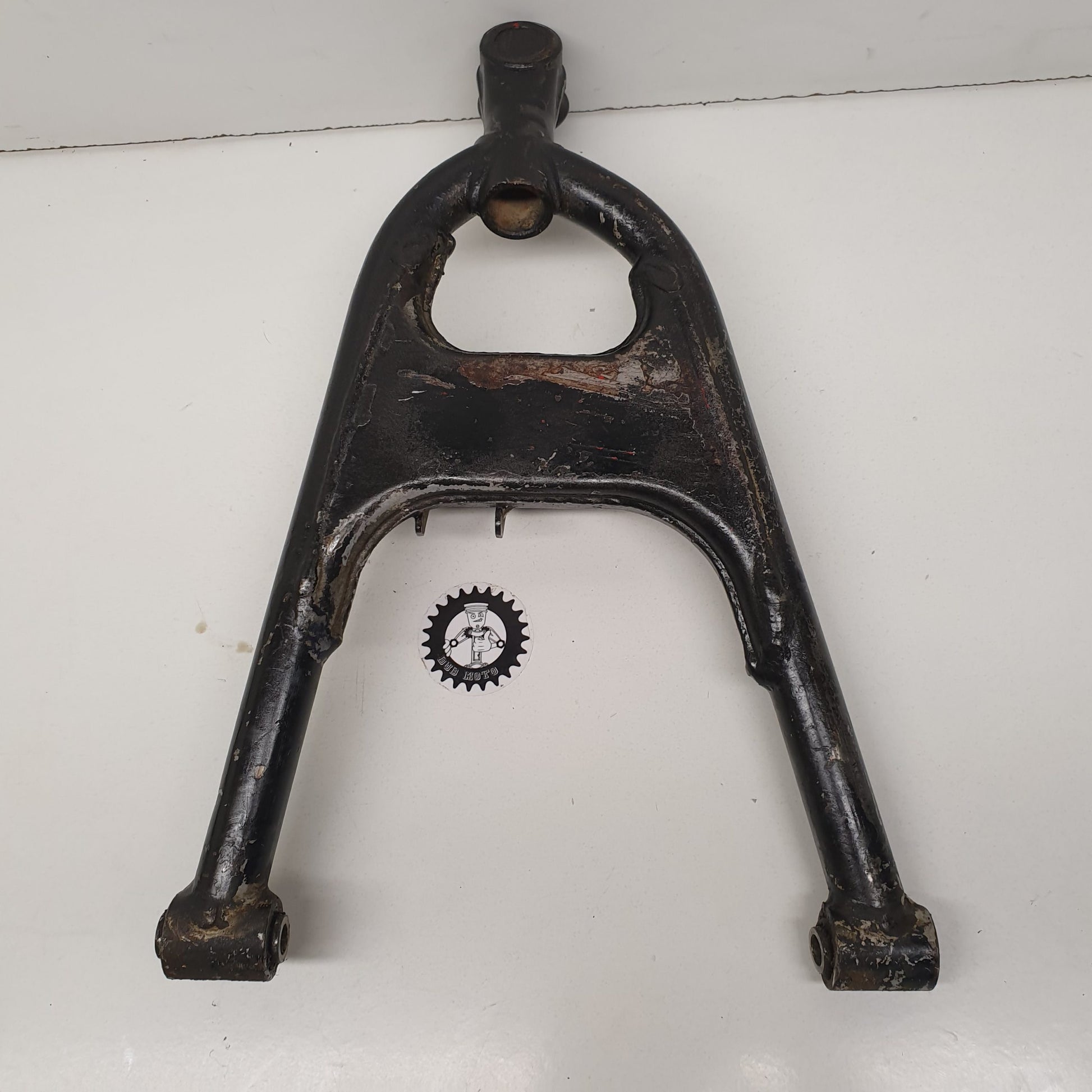 triangle inferieur gauche honda 450 trx-1