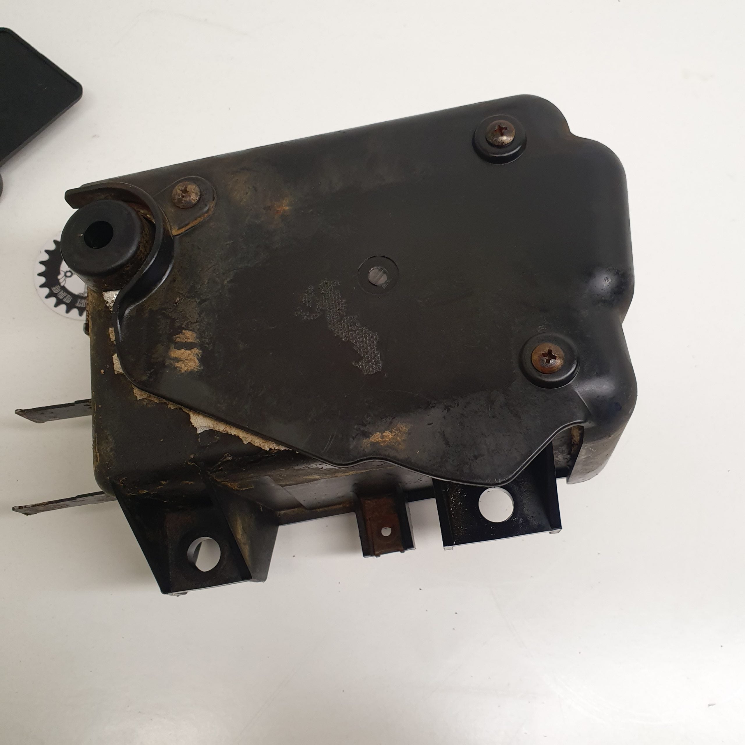 support batterie suzuki 450 ltr-2