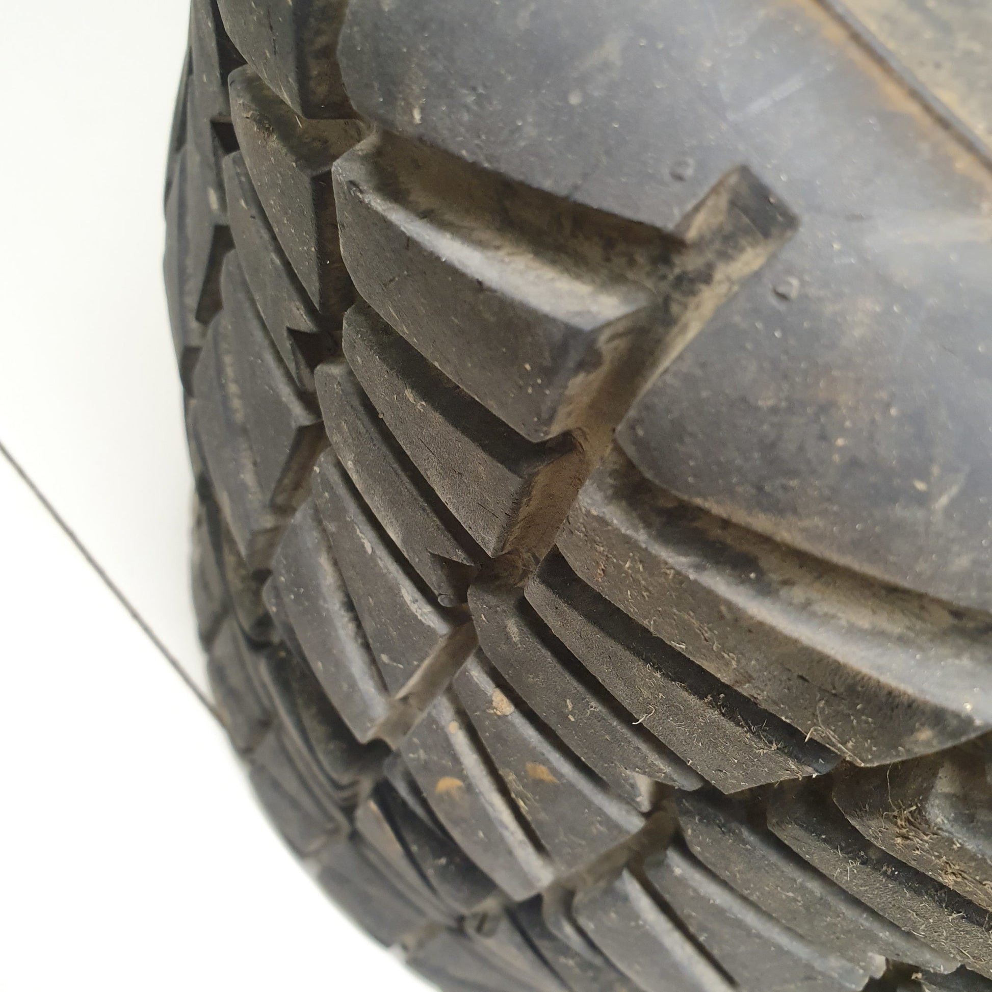 pneus route suzuki 450 ltr-3