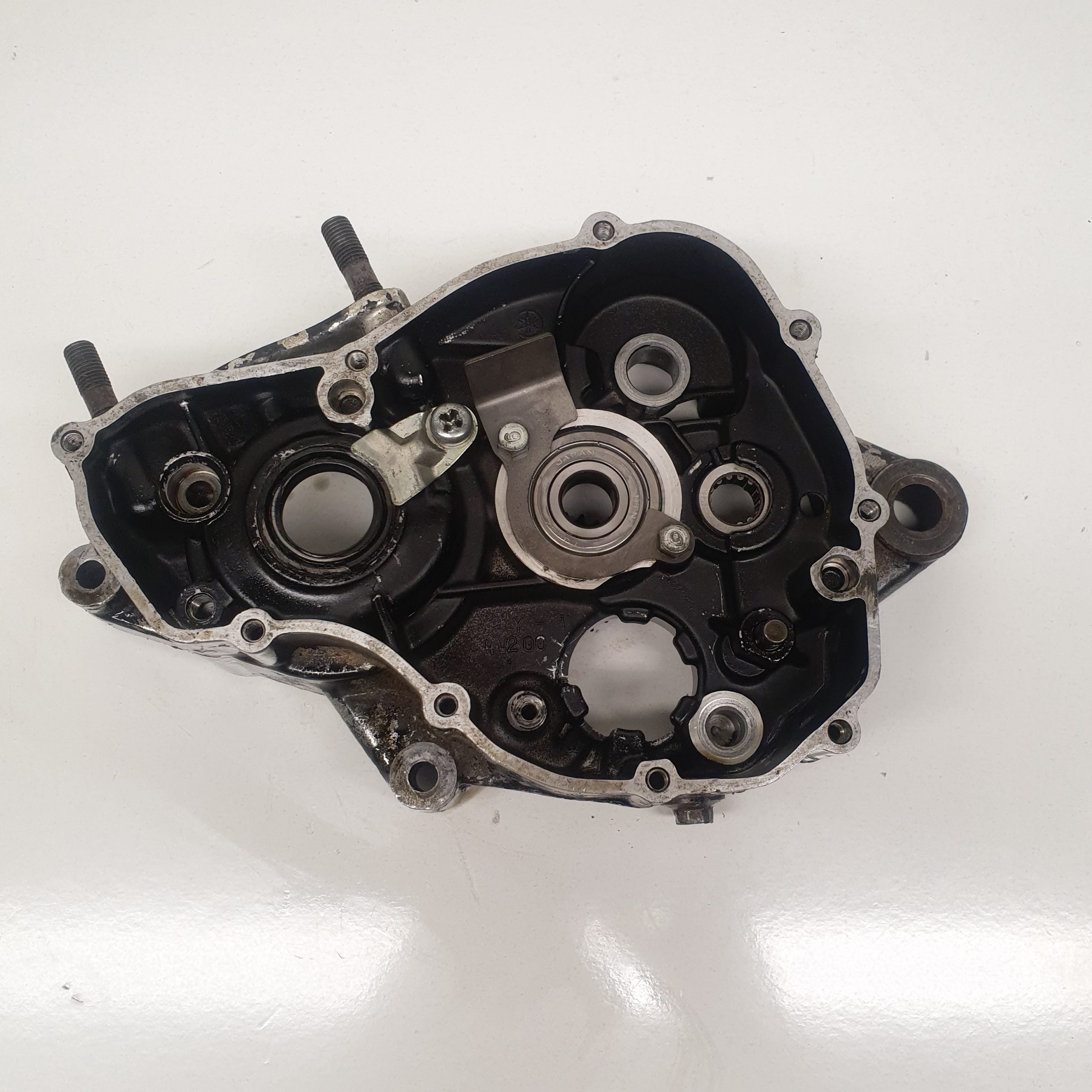 carter moteur gauche yamaha 125 yz 1981-3