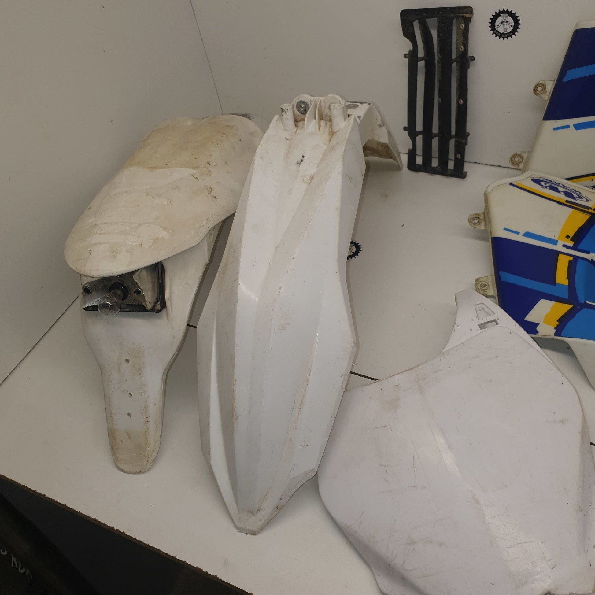 lot plastique husqvarna 360 wr 1993-3