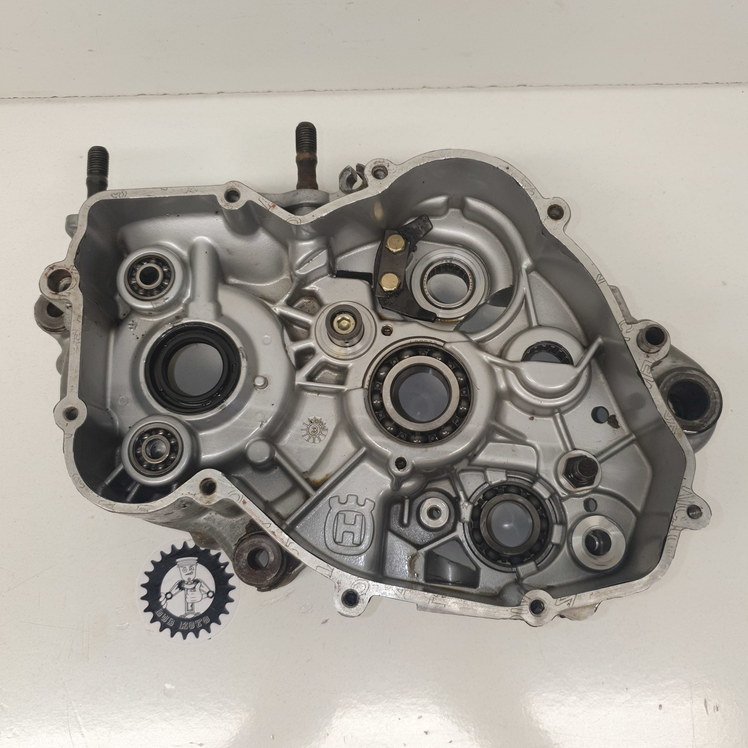 carter moteur gauche husqvarna 360 wr 199