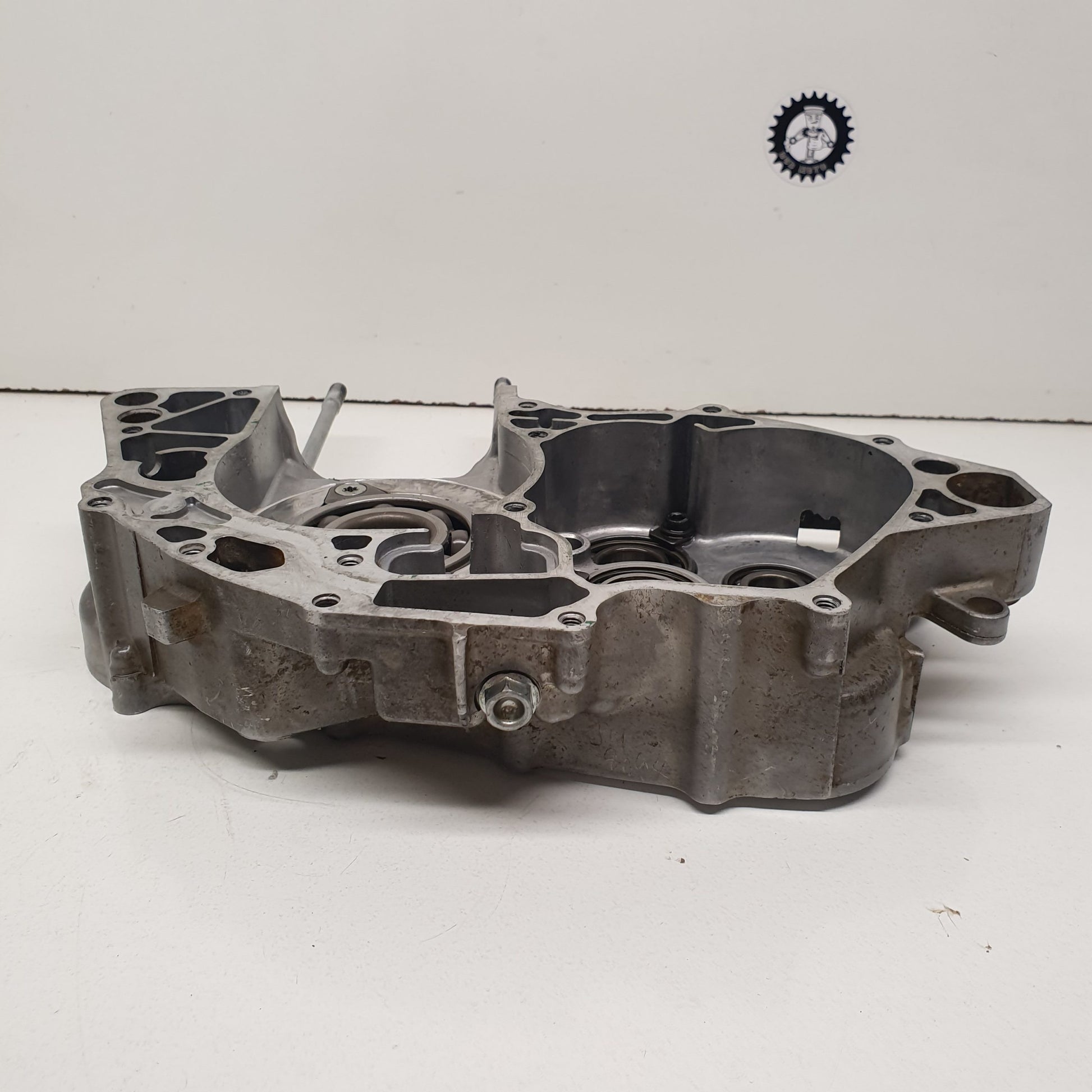 carter moteur droit honda 250 crf-2