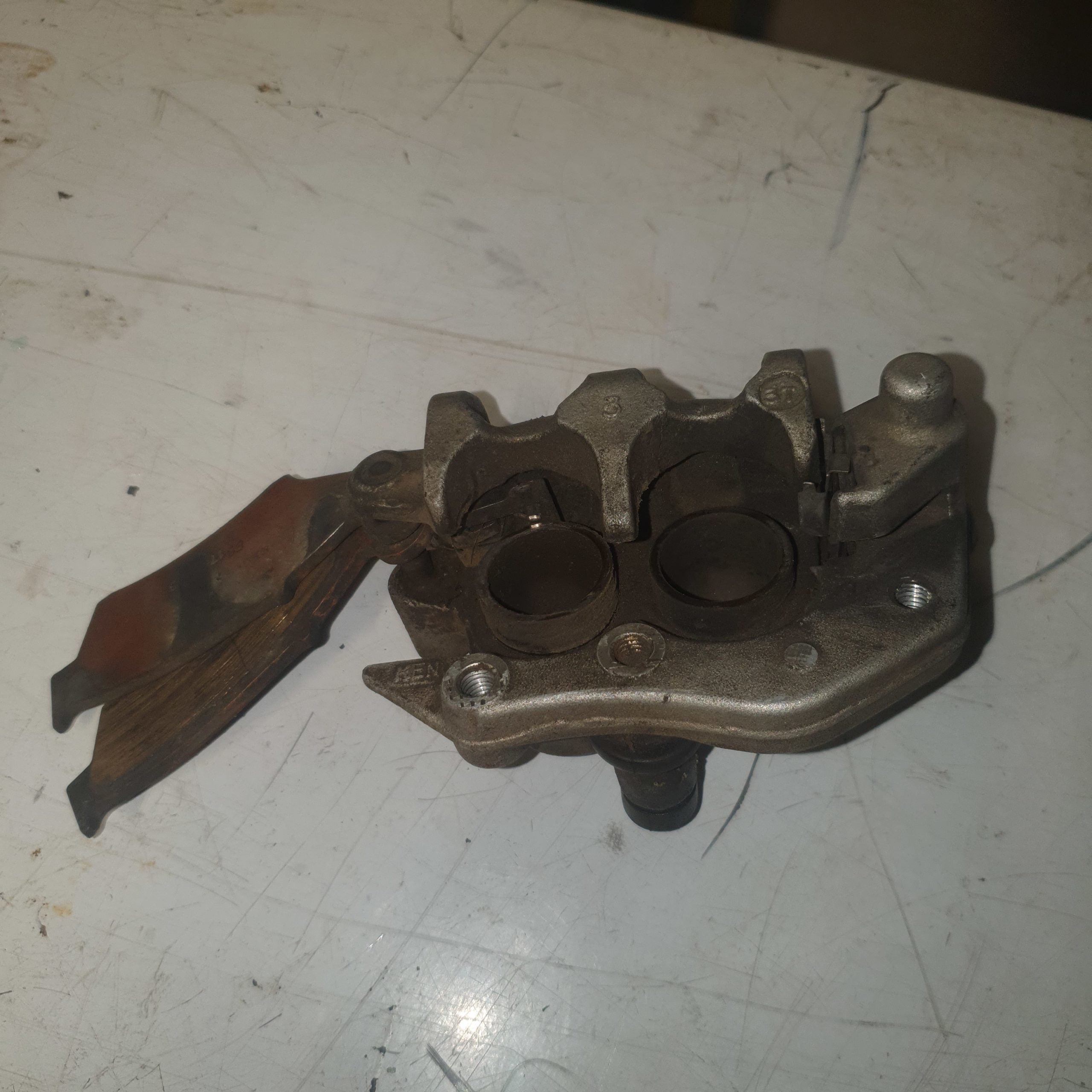 etrier avant honda 250 crf 2008