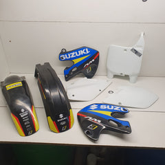 kit plastique suzuki 125 rm 2000-1