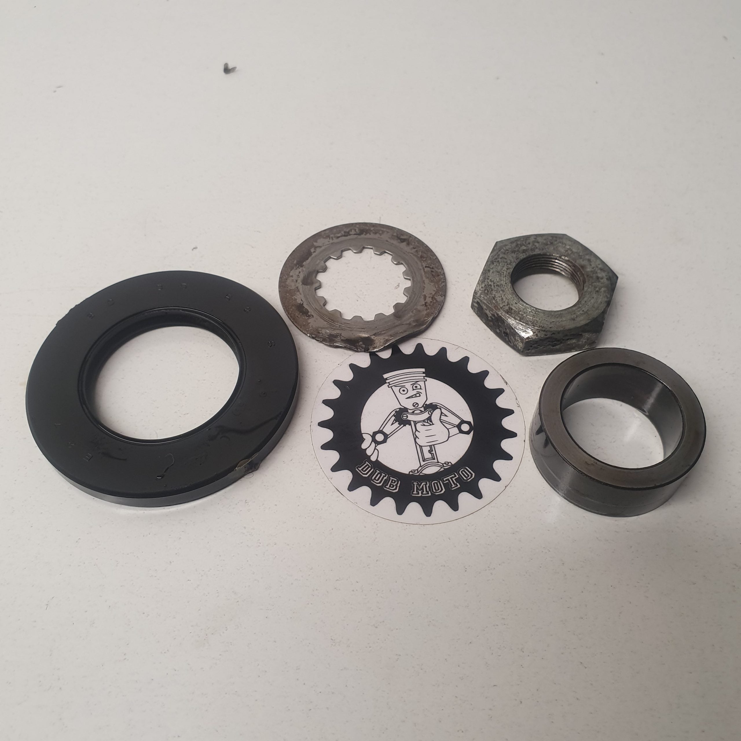 écrou rondelles pignon yamaha 250 rd