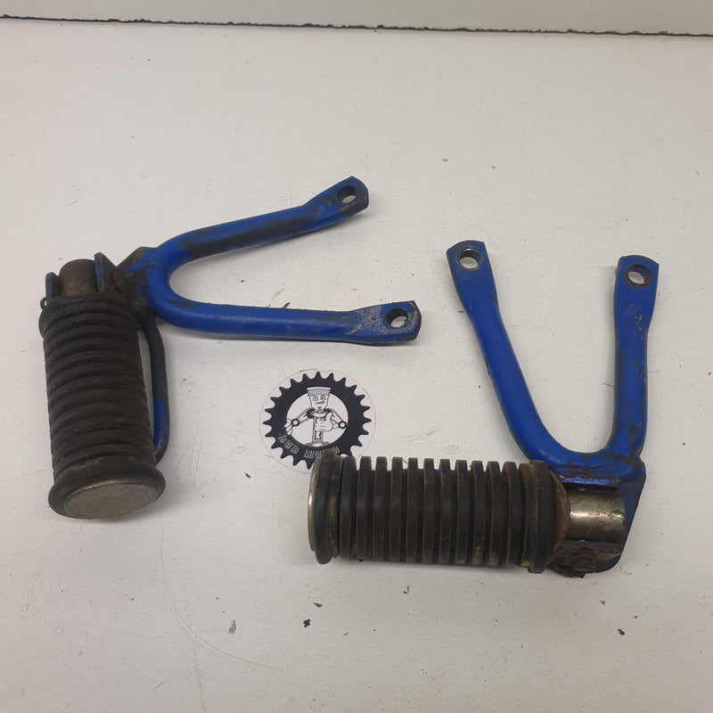 paire cales pieds arrière suzuki 125 tsr 1989-1