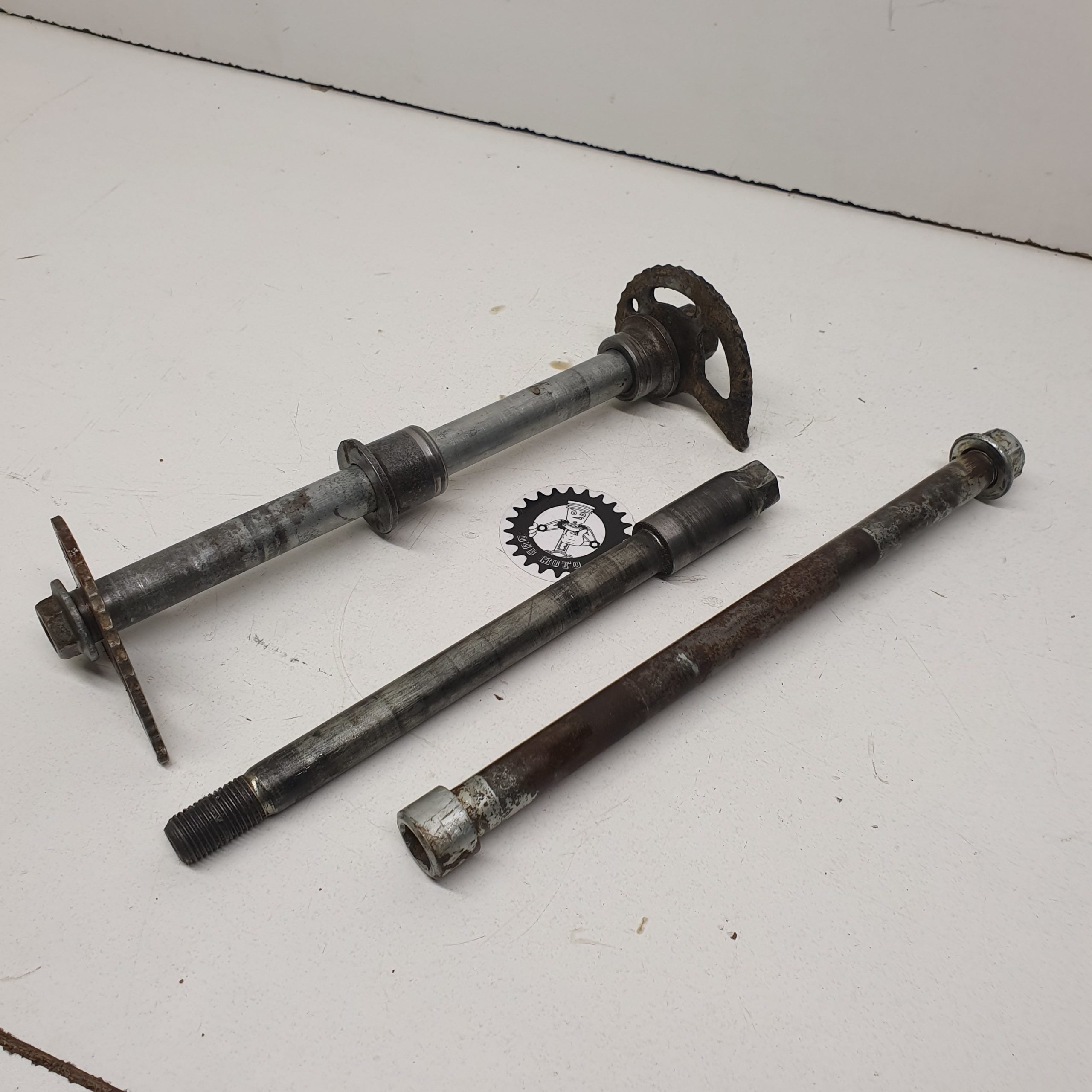 axe roues bras suzuki 125 tsr 1989